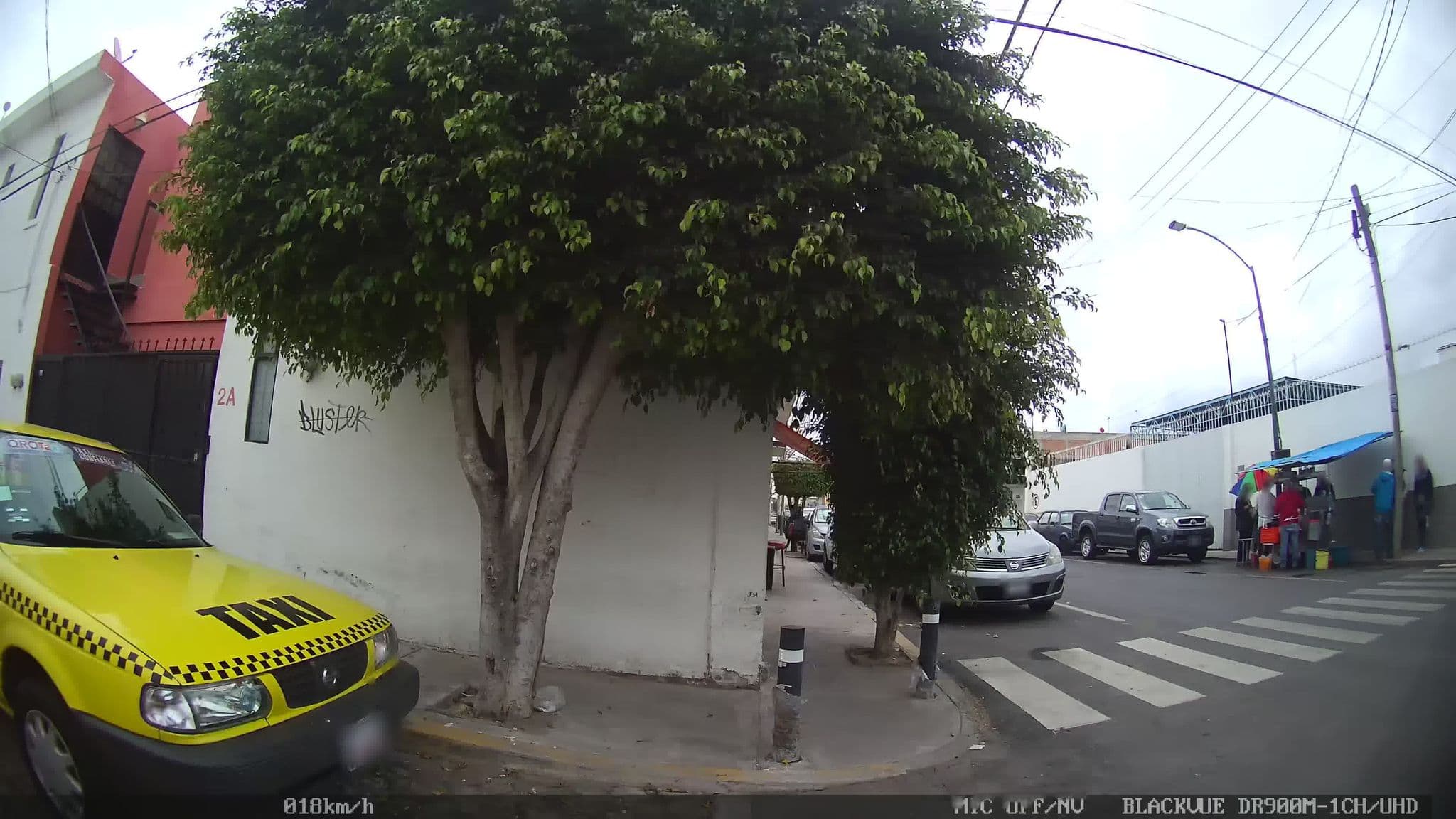 Street view near M.226 Hostal Queretaro, Santiago de Querétaro — © kaart_1 (CC BY-SA · Mapillary)