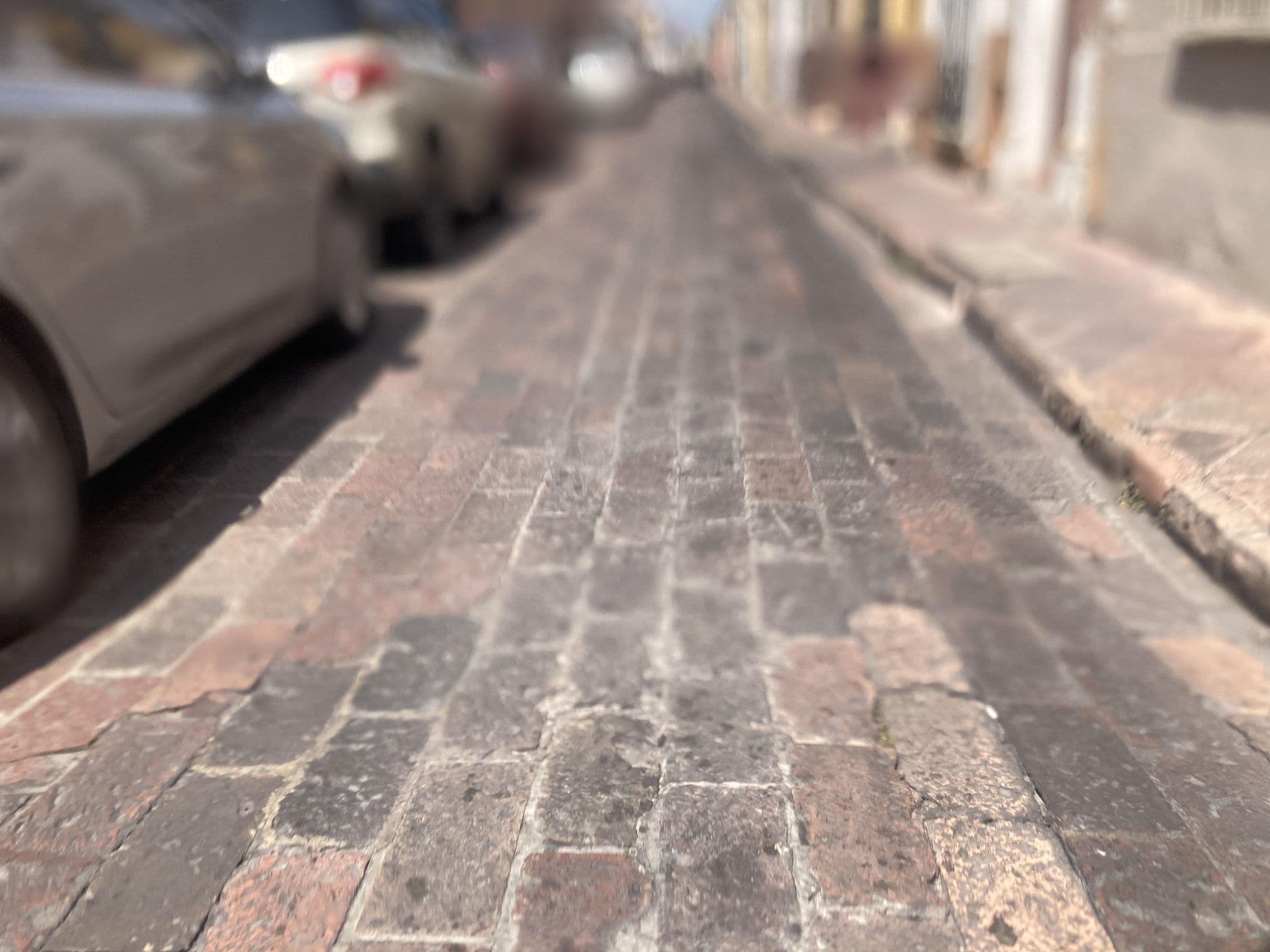 Street view near La Pintura, Santiago de Querétaro — © adrianarangel (CC BY-SA · Mapillary)