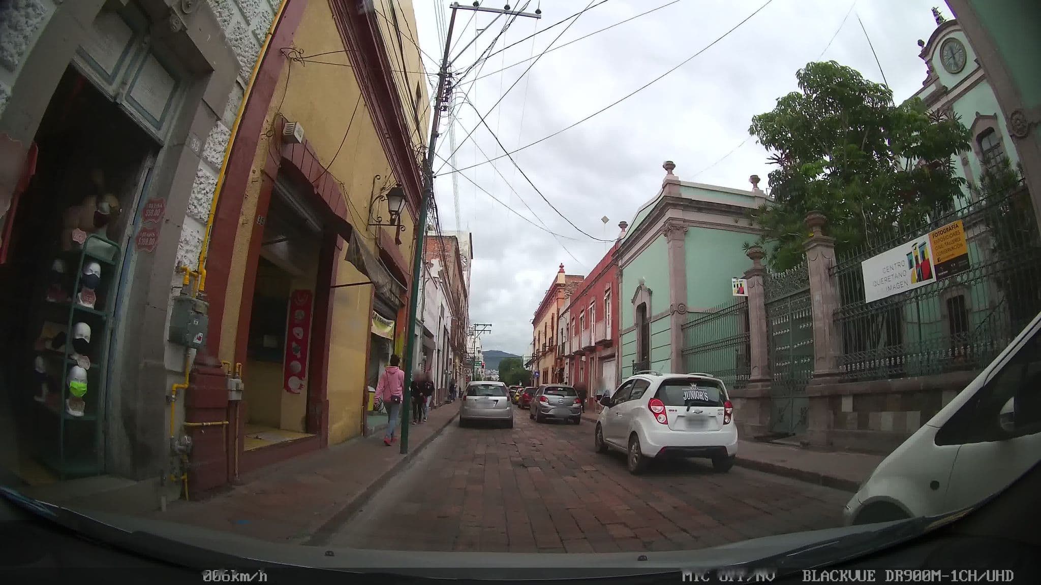Street view near Meson Juárez, Santiago de Querétaro — © kaart_1 (CC BY-SA · Mapillary)