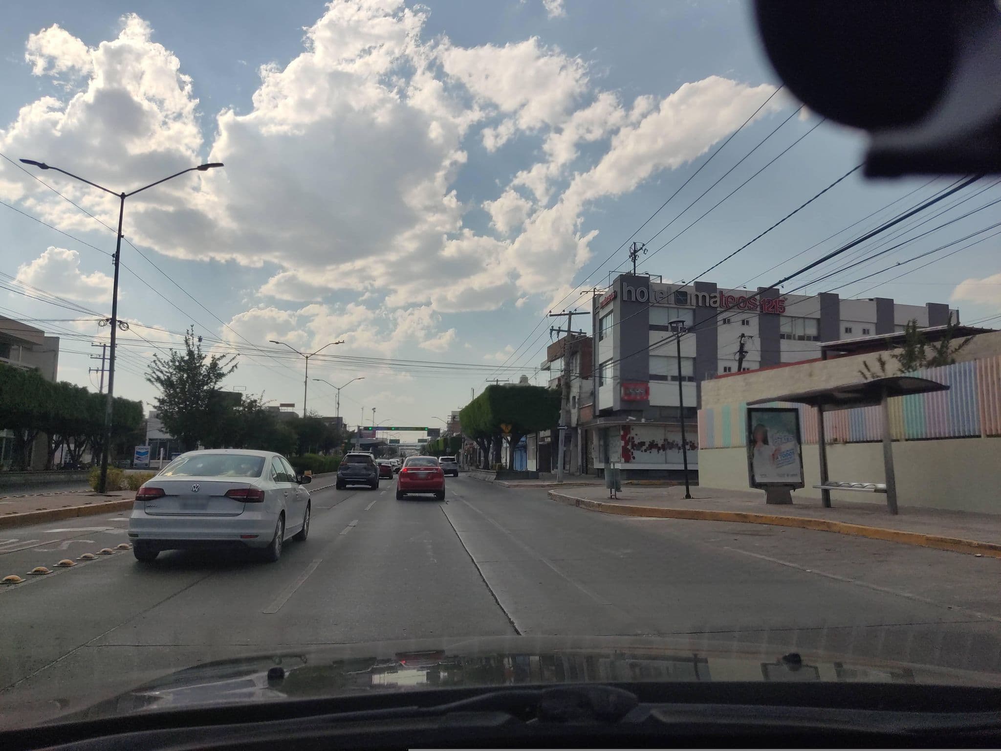 Street view near Hotel Mateos 1215, León de los Aldama — © oramire (CC BY-SA · Mapillary)