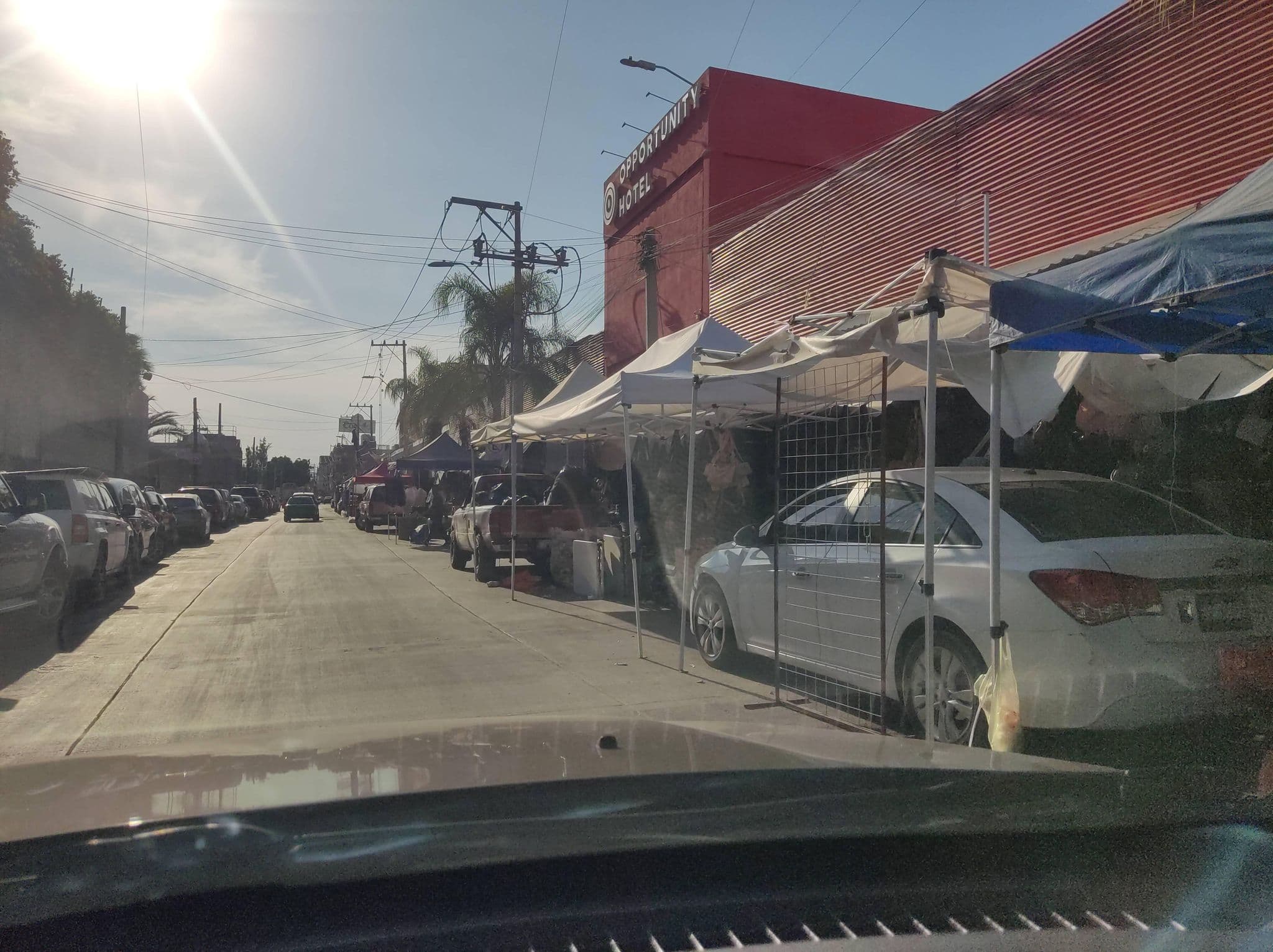 Street view near Hotel Opportunity, León de los Aldama — © oramire (CC BY-SA · Mapillary)
