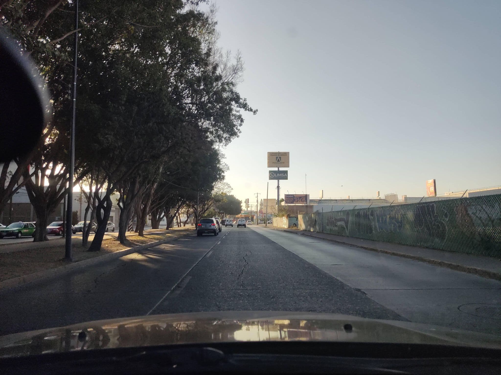Street view near Campestre Inn Hotel & Residencias, León de los Aldama — © oramire (CC BY-SA · Mapillary)