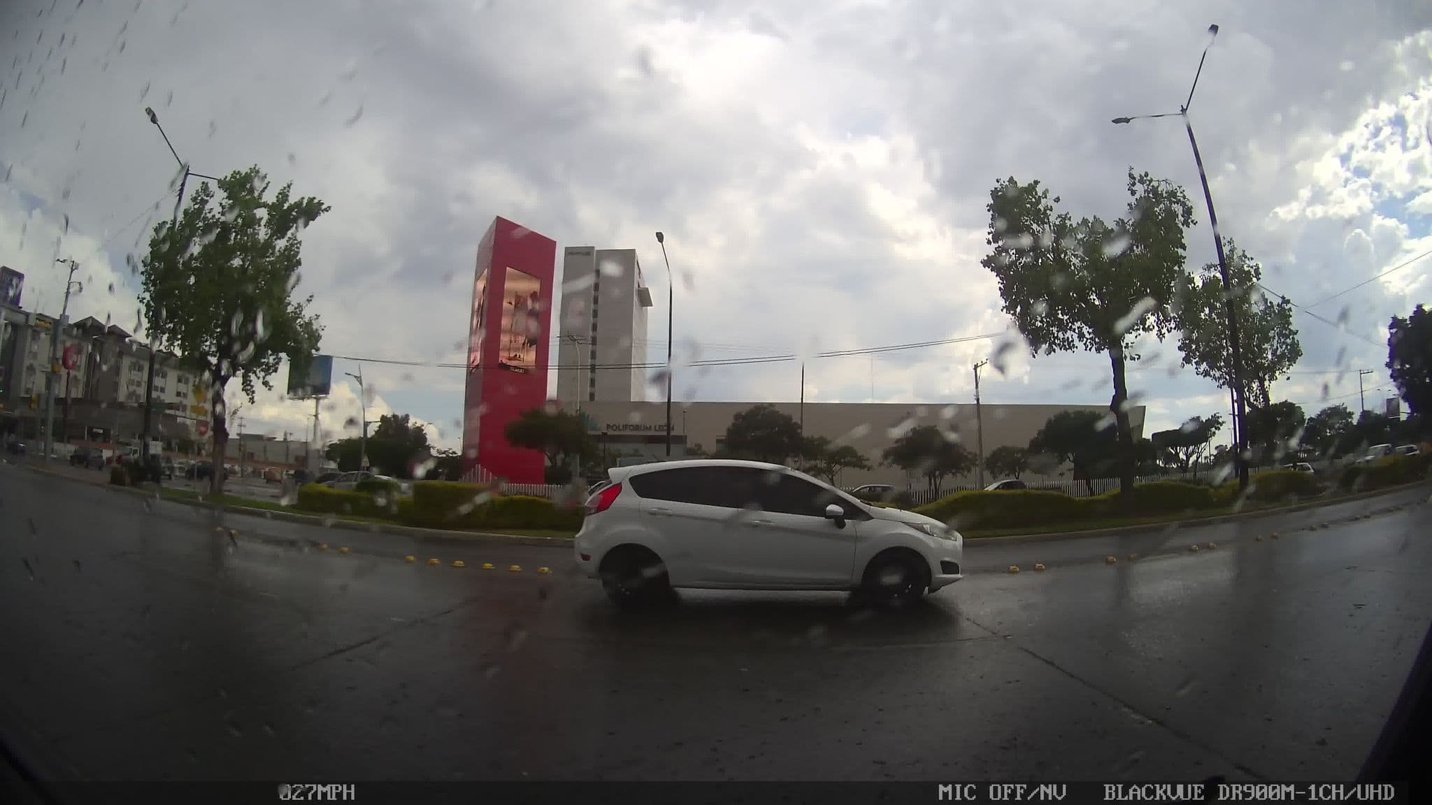 Street view near Packoxes Leon, León de los Aldama — © kaart_3 (CC BY-SA · Mapillary)