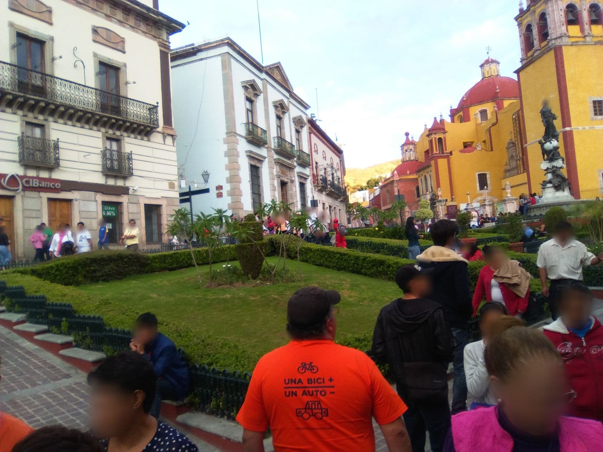 Street view near Nueve 25 Hotel Boutique, Guanajuato — © mapeadora (CC BY-SA · Mapillary)