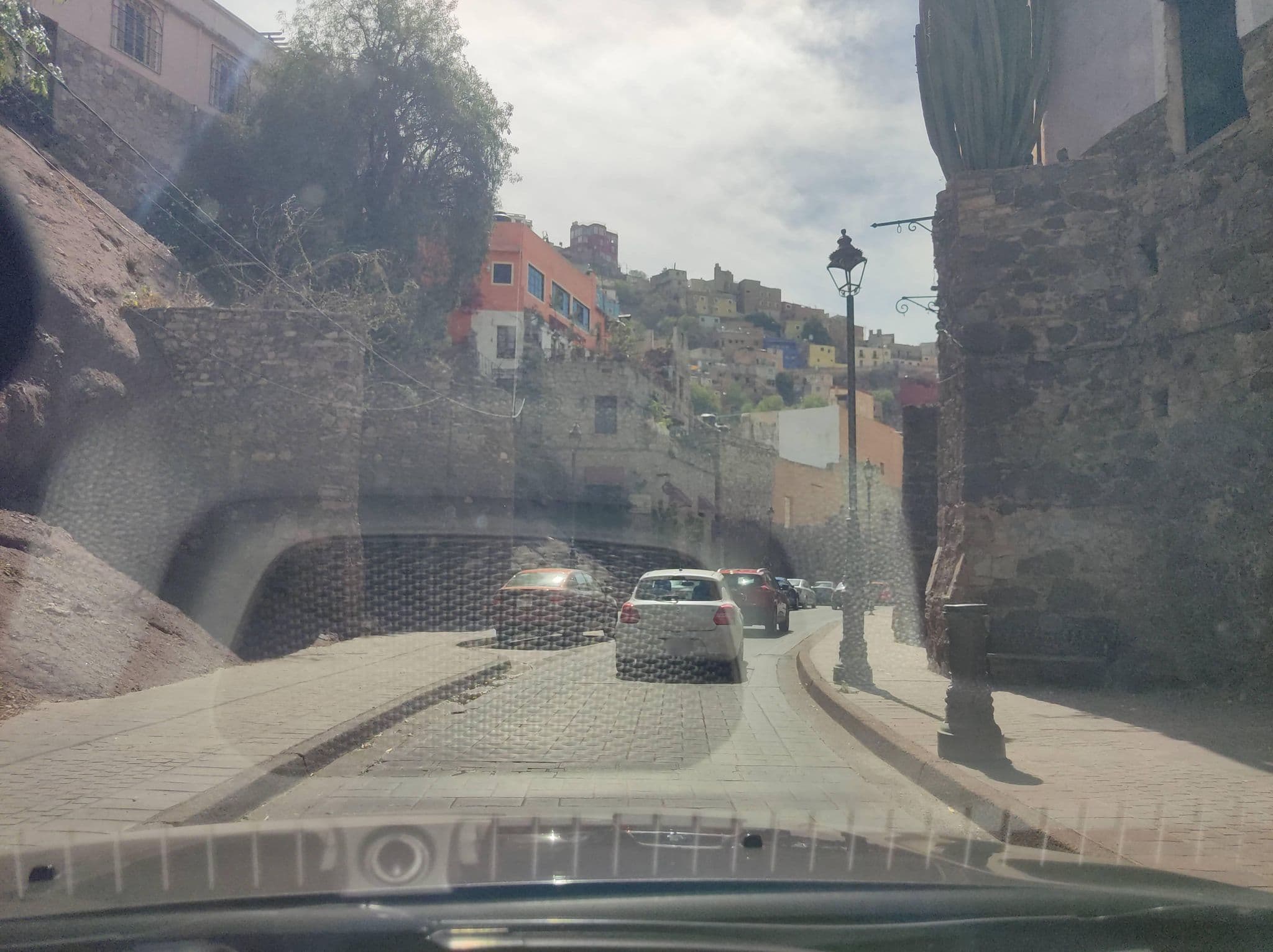 Street view near Hostal Casa de Teto, Guanajuato — © oramire (CC BY-SA · Mapillary)