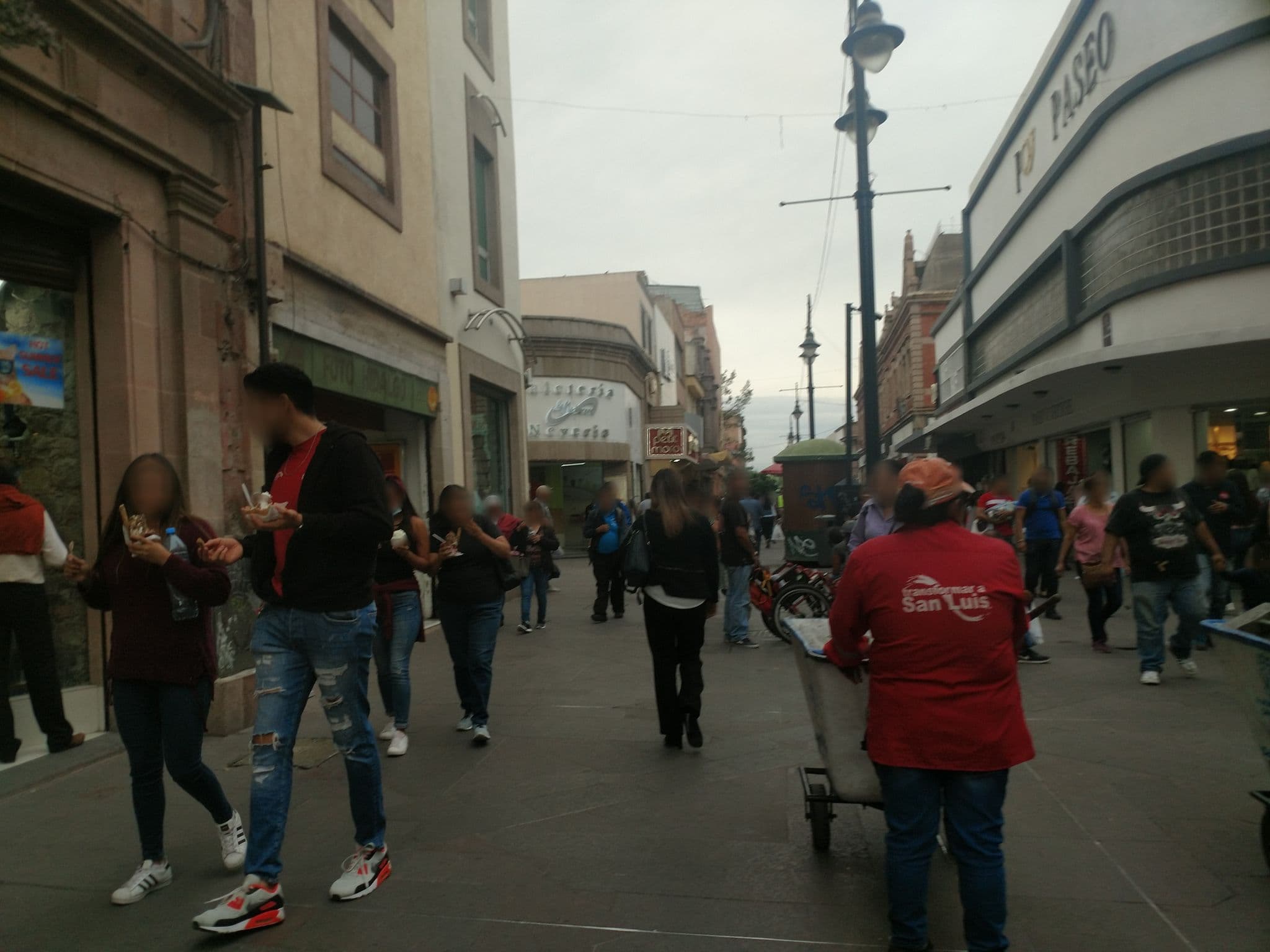 Street view near Hotel Cosmos, San Luis Potosí — © eddie845 (CC BY-SA · Mapillary)