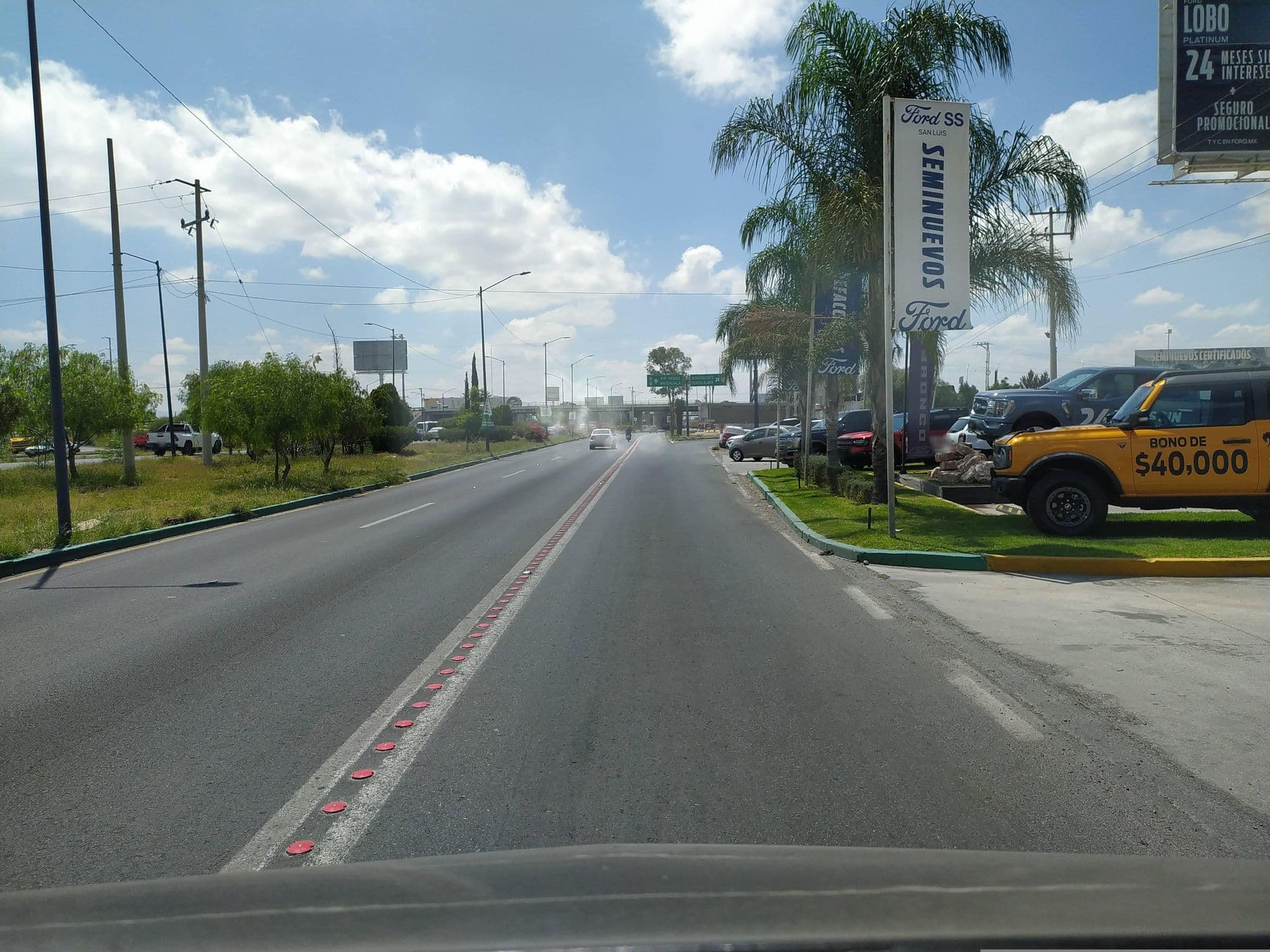 Street view near Alberca Fiesta Inn, San Luis Potosí — © Cesar87 (CC BY-SA · Mapillary)