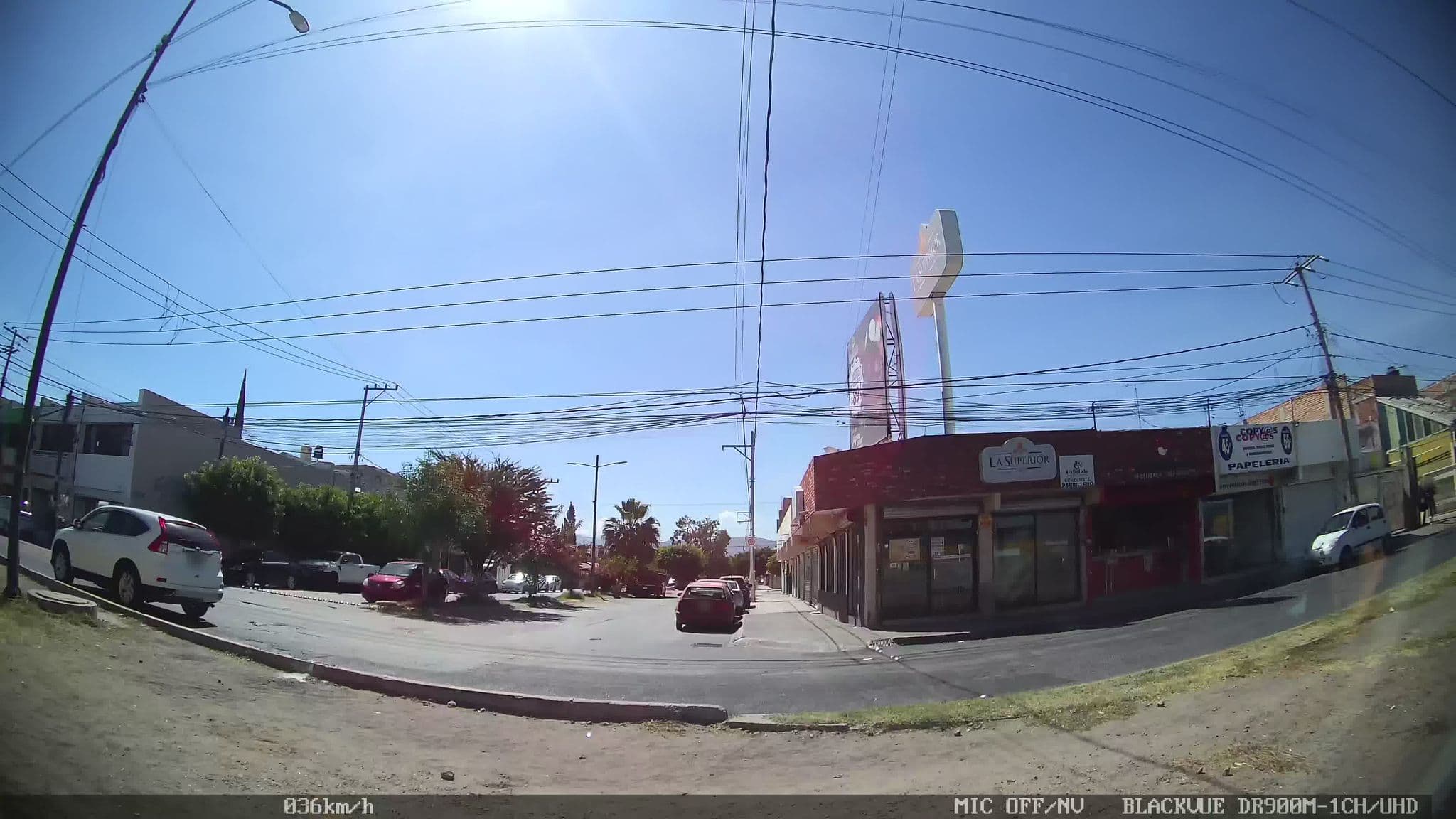 Street view near Hotel Sanda's, San Luis Potosí — © kaart_2 (CC BY-SA · Mapillary)