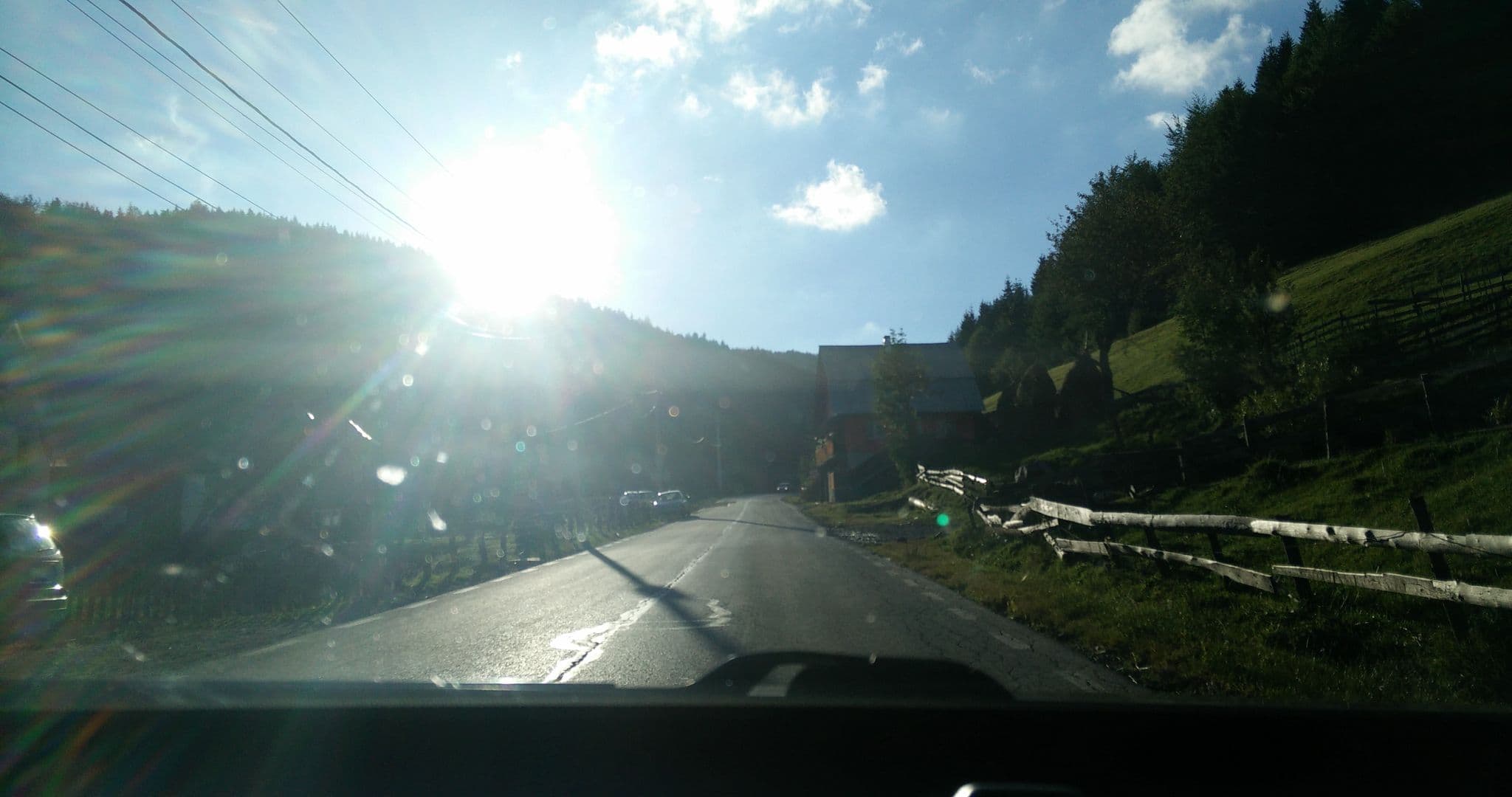 Street view near Pensiunea Poarta Arieșului, Arieşeni — © strainu (CC BY-SA · Mapillary)