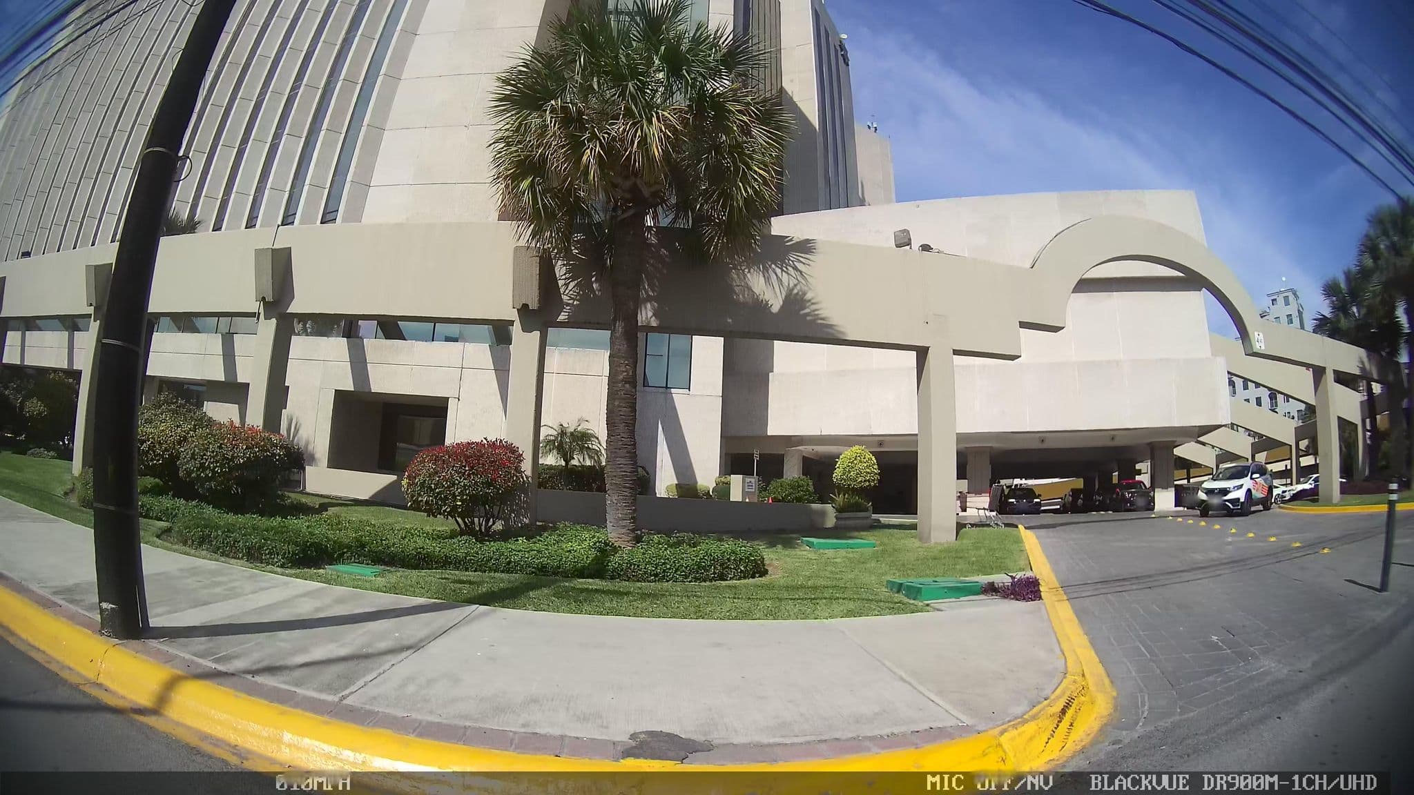 Street view near MS Milenium Hotel, Monterrey — © kaartcam (CC BY-SA · Mapillary)