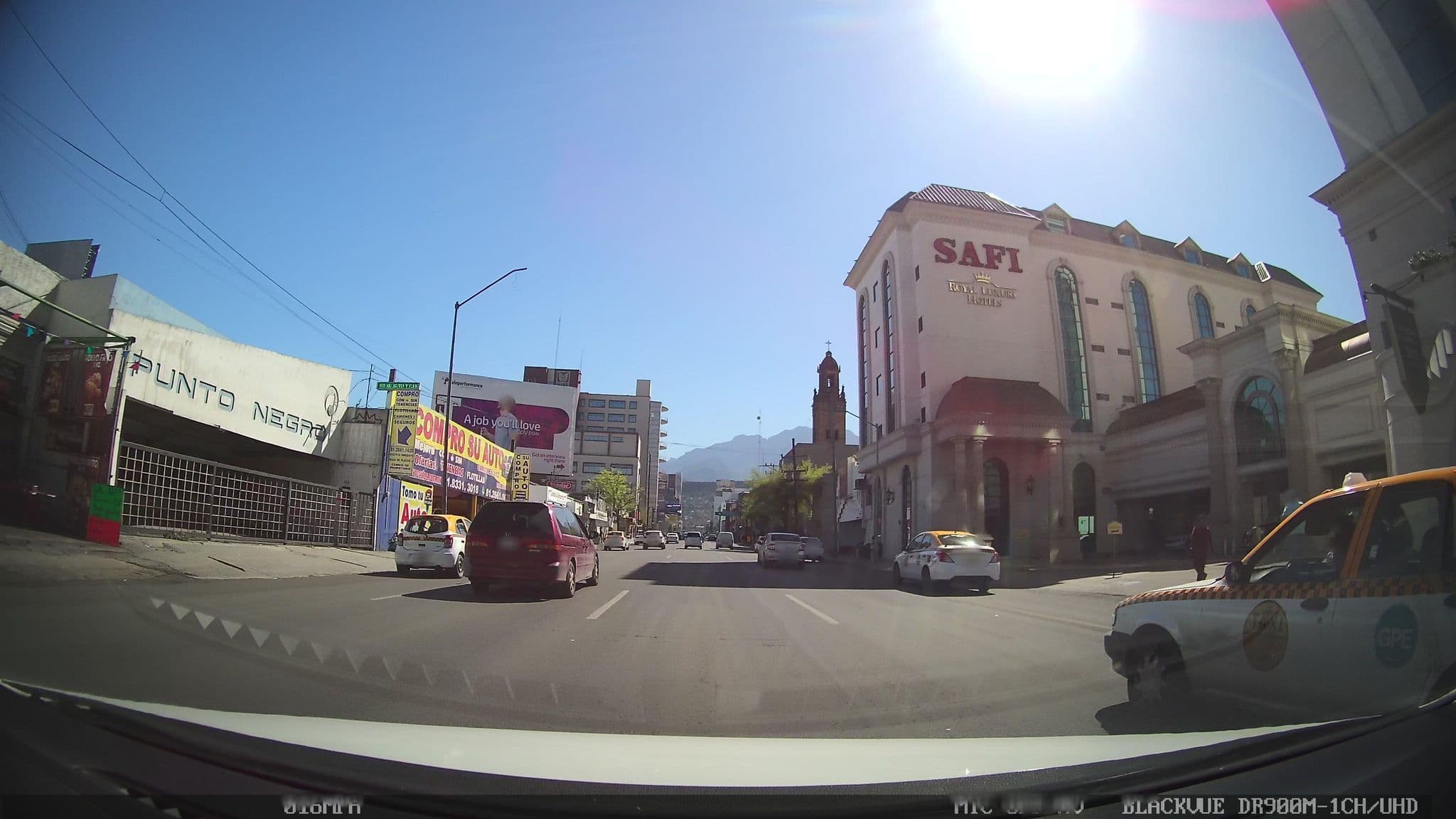 Street view near Safi Royal Luxury Towers, Monterrey — © kaartcam (CC BY-SA · Mapillary)