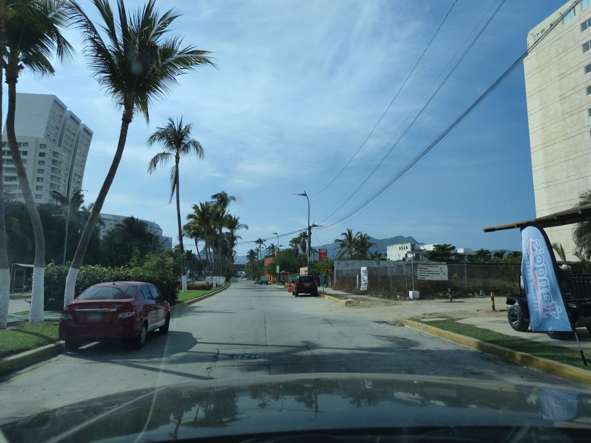 Street view near Hotel Rru, Tres Palos — © vsalgado (CC BY-SA · Mapillary)