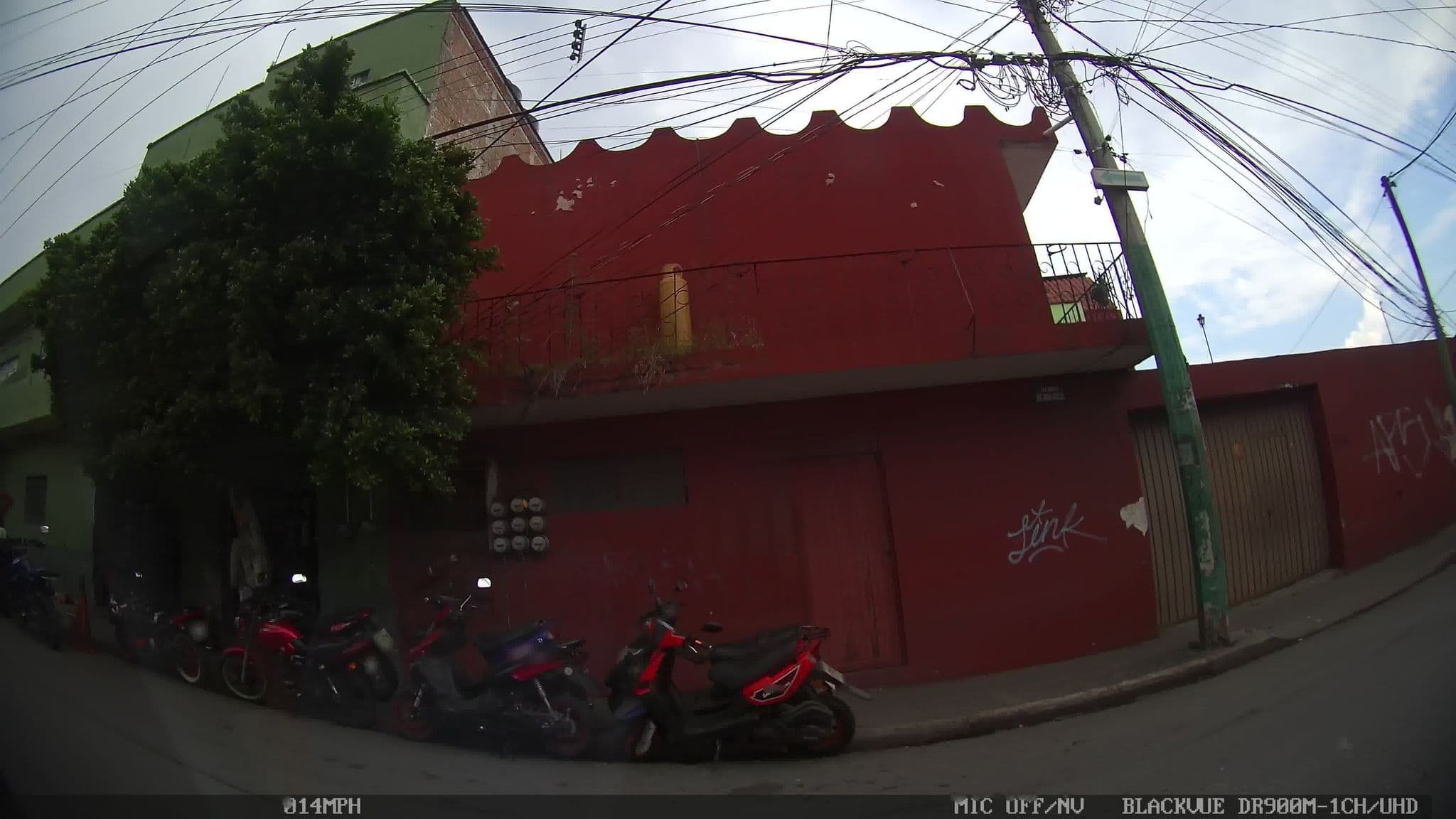 Street view near Espacio Sagrado, Cuernavaca — © kaart_4 (CC BY-SA · Mapillary)