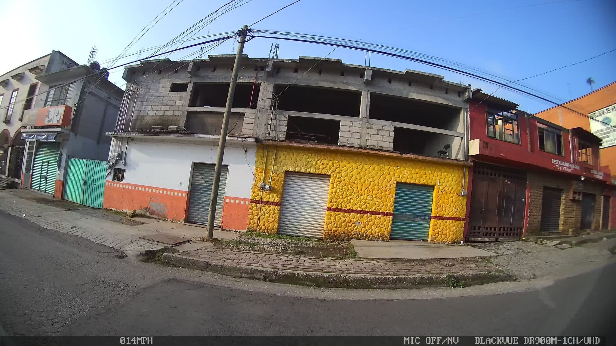 Street view near Casa Amador Hotel, Tepoztlán — © kaart_4 (CC BY-SA · Mapillary)