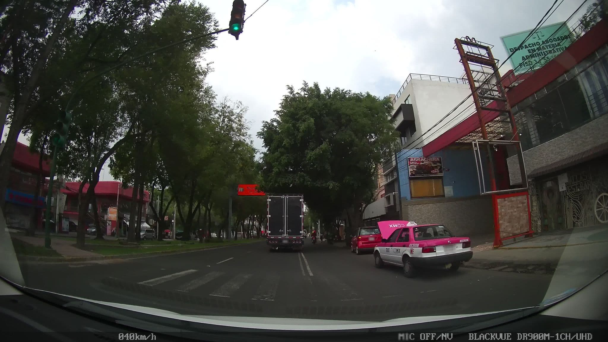 Street view near Operadora de Estacionamientos Cadi, Tlalpan — © kaart_1 (CC BY-SA · Mapillary)
