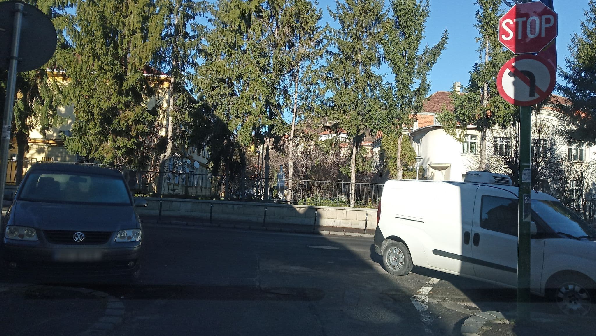 Street view near Hostel Old Town, Braşov