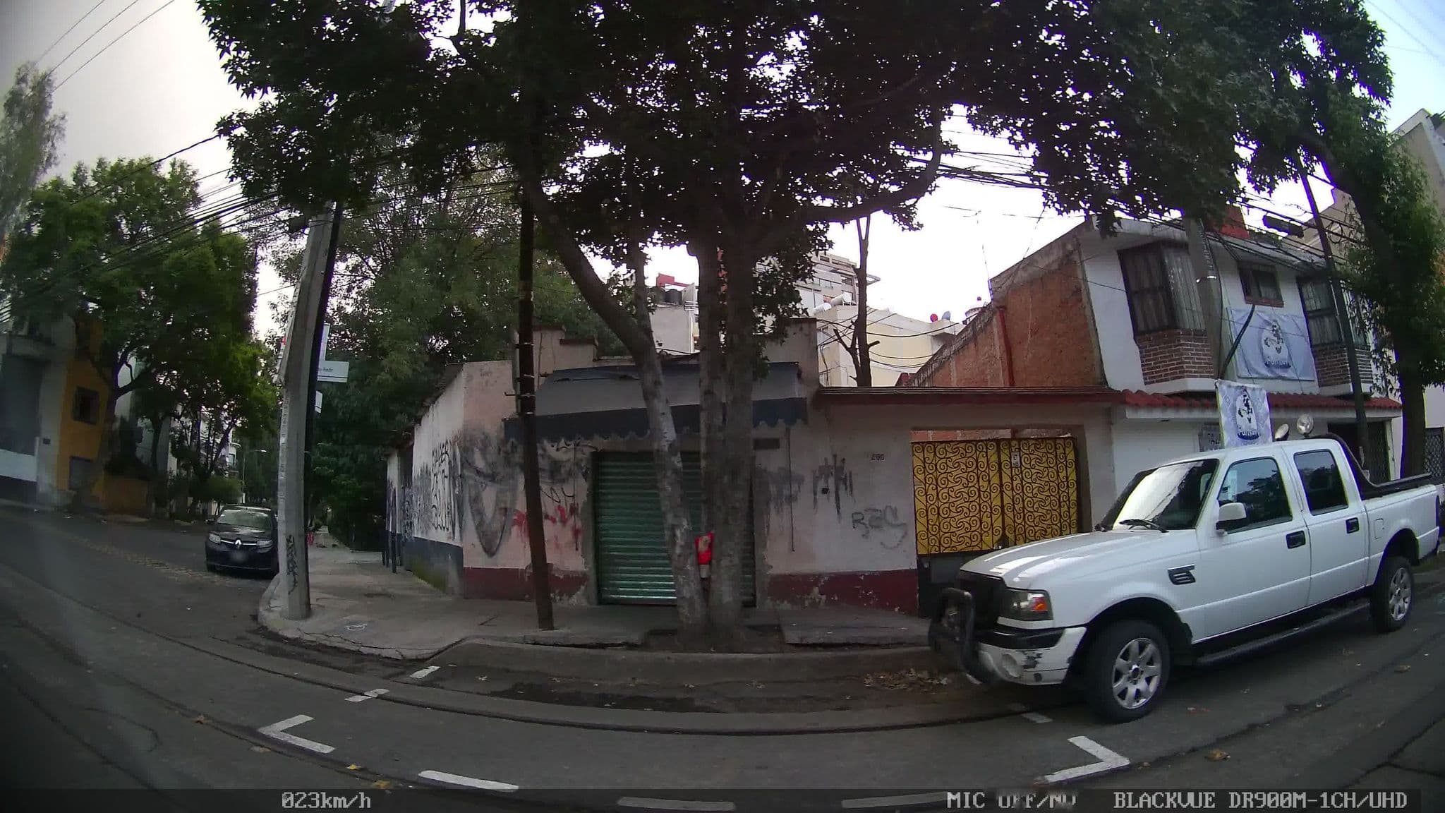 Street view near Grupo de Seguridad Privada Tenante, Colonia del Valle — © kaart_4 (CC BY-SA · Mapillary)