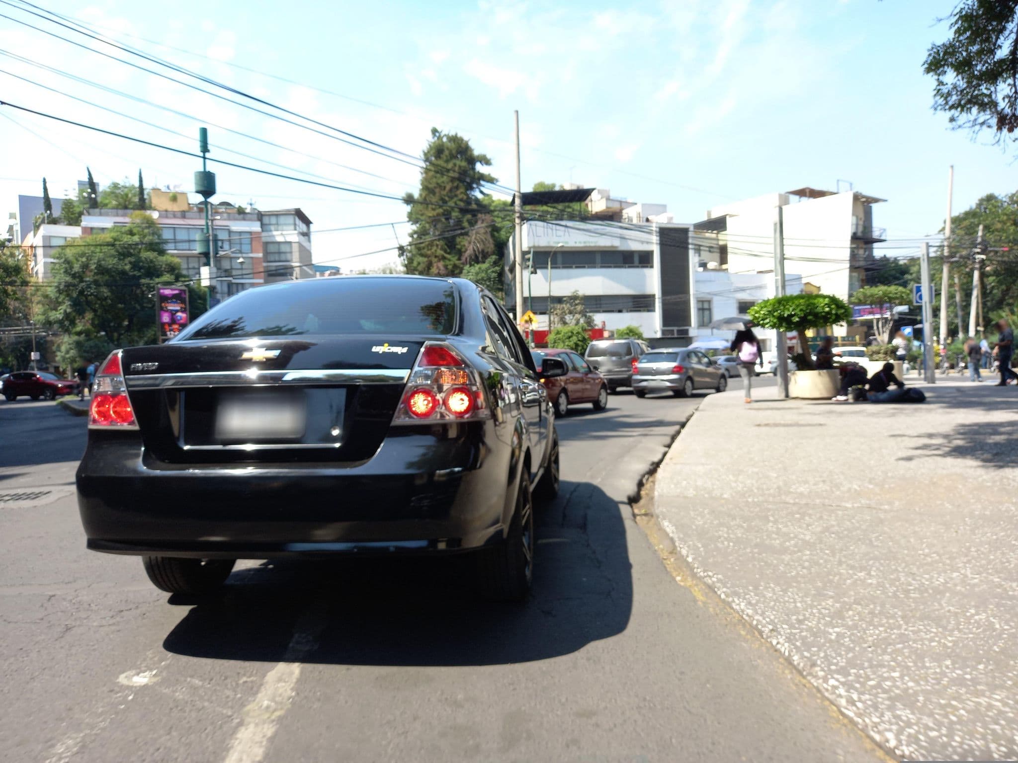 Street view near Filadelfia Suites Hotel Boutique, Colonia del Valle — © BatmanIsReal (CC BY-SA · Mapillary)