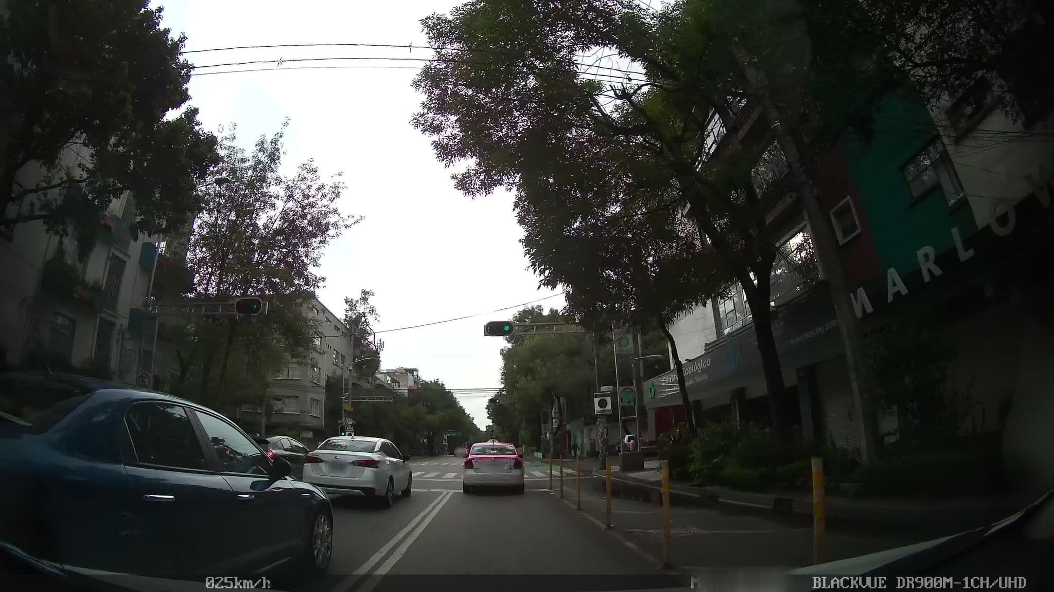 Street view near Hostal Corona Condesa, Polanco — © kaart_4 (CC BY-SA · Mapillary)