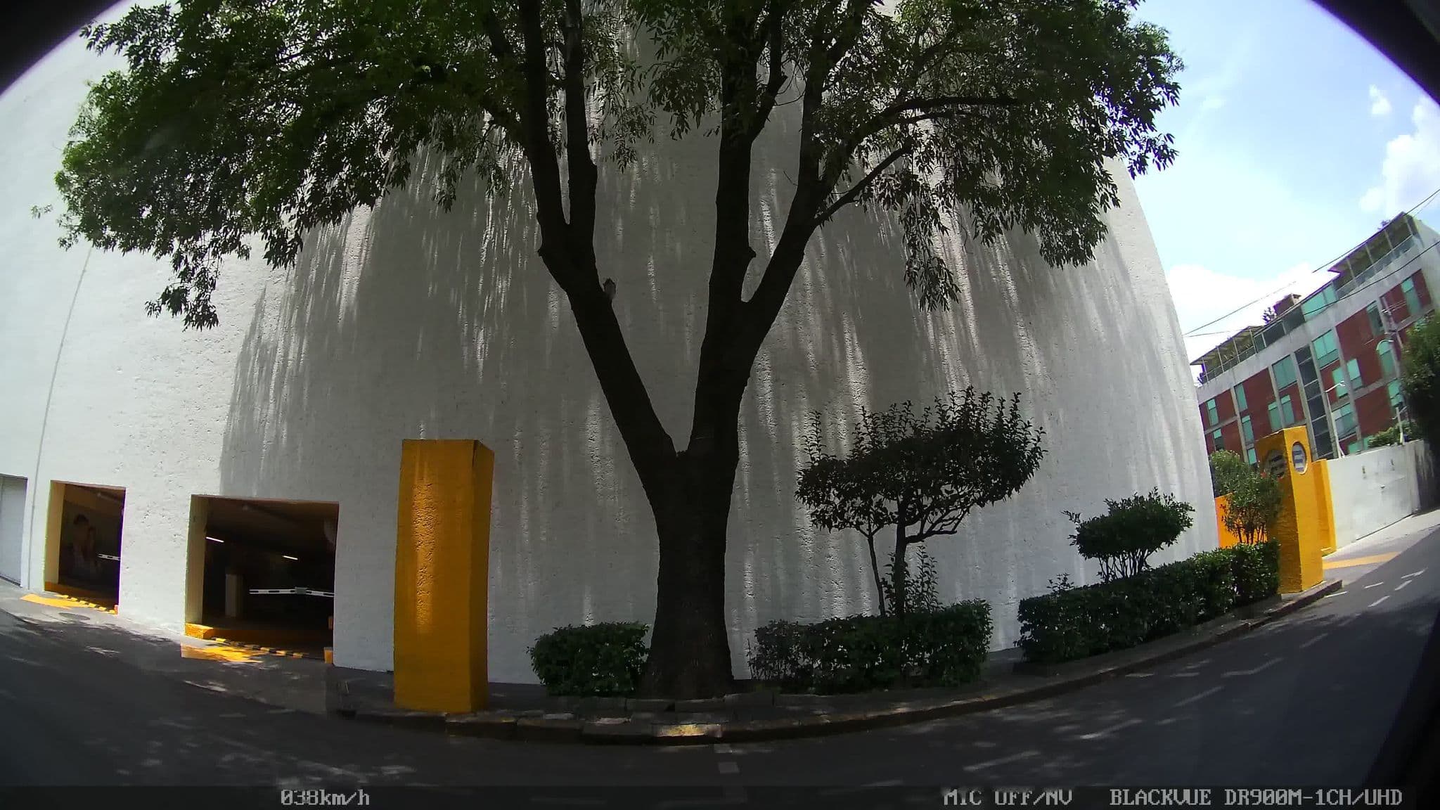 Street view near Operadora de Hoteles City Express, Polanco — © kaart_2 (CC BY-SA · Mapillary)