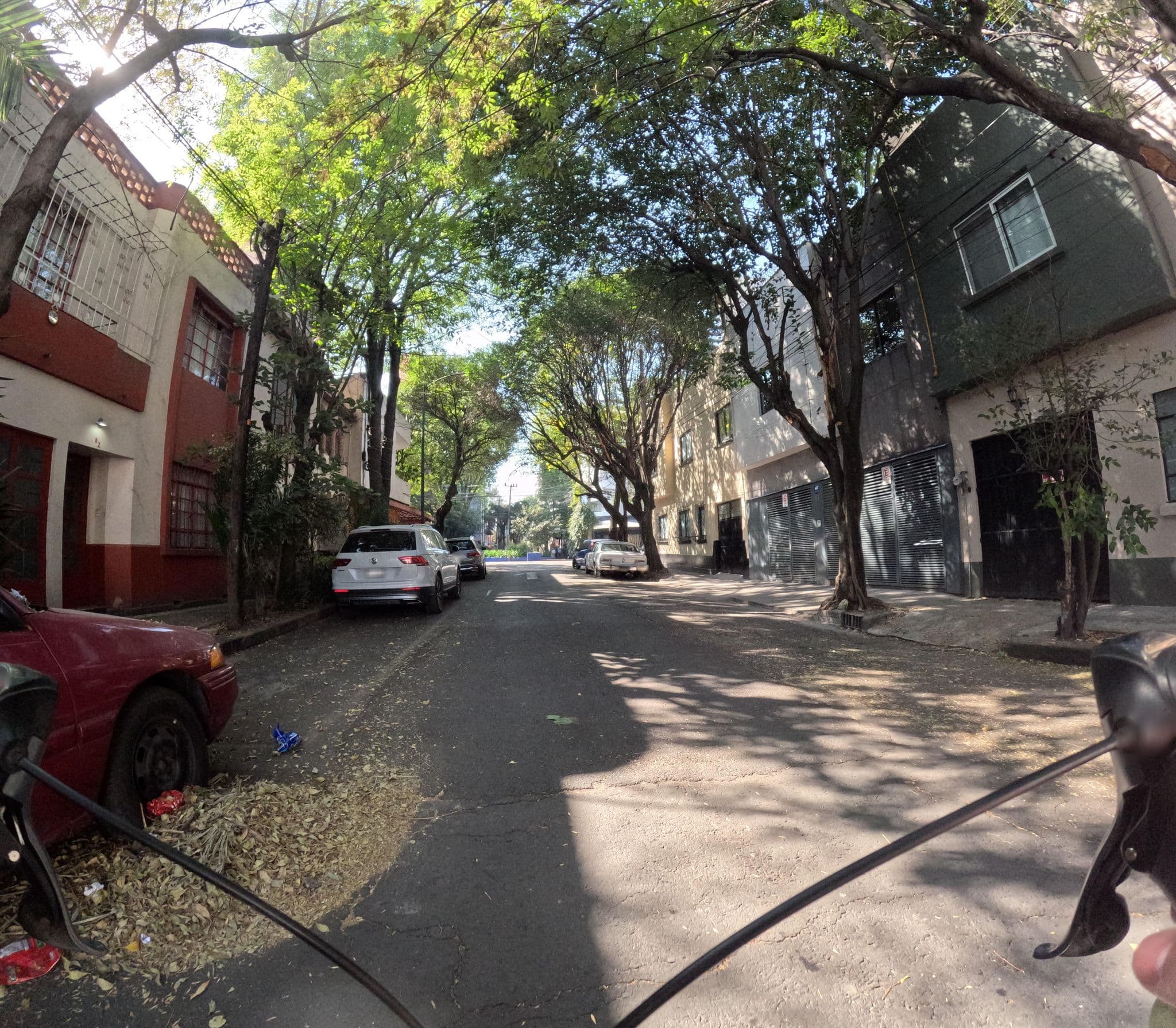 Street view near Casa Condesa Amatlan 84, Colonia del Valle — © toebee (CC BY-SA · Mapillary)