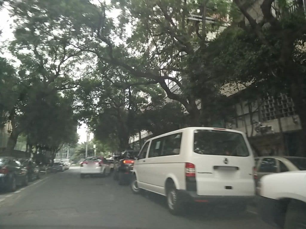 Street view near Entertainment Films, Cuauhtémoc — © ccossio (CC BY-SA · Mapillary)