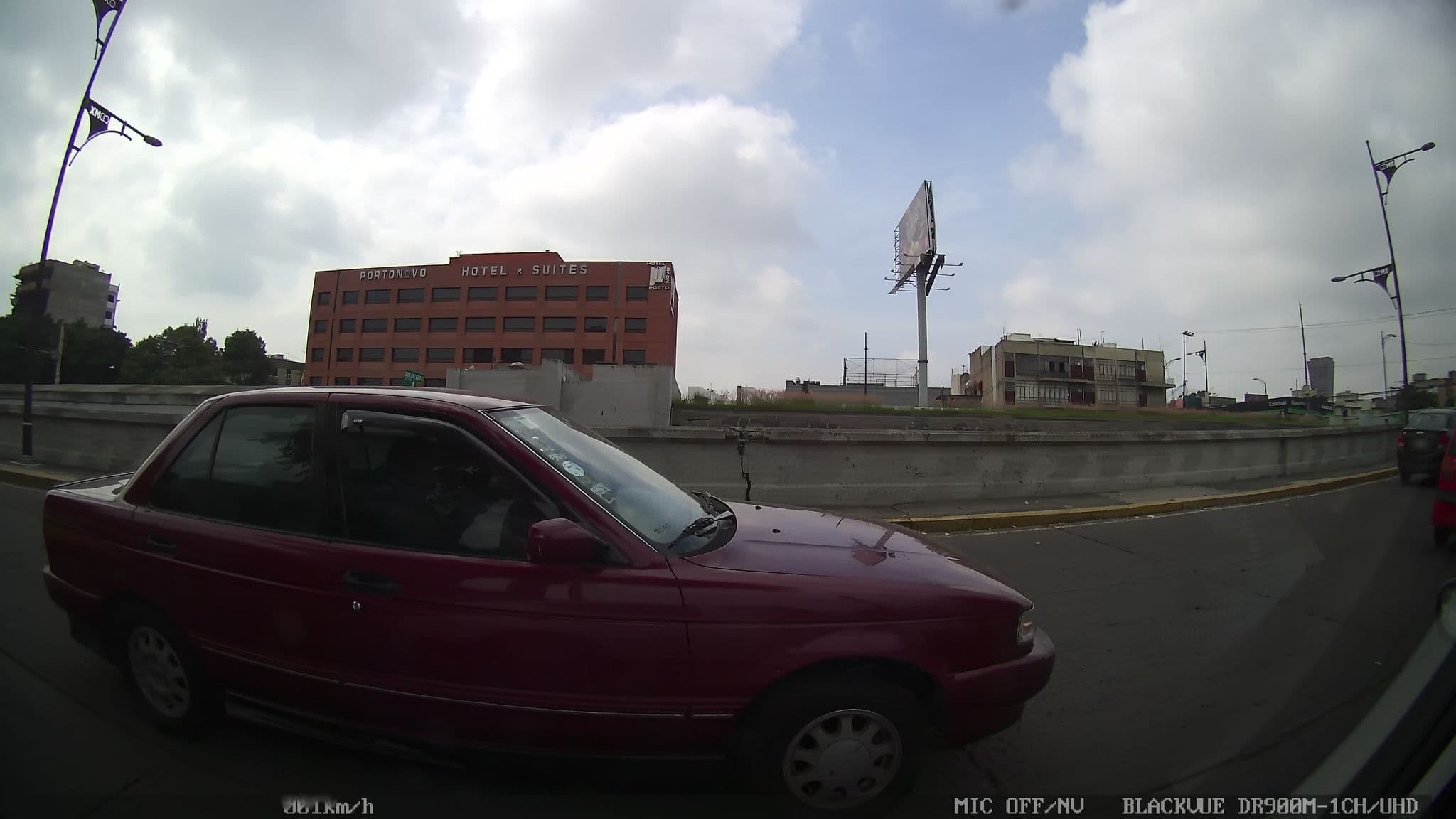 Street view near Holiday Inn Mexico Dali Aeropuerto, Colonia del Valle — © kaart_4 (CC BY-SA · Mapillary)