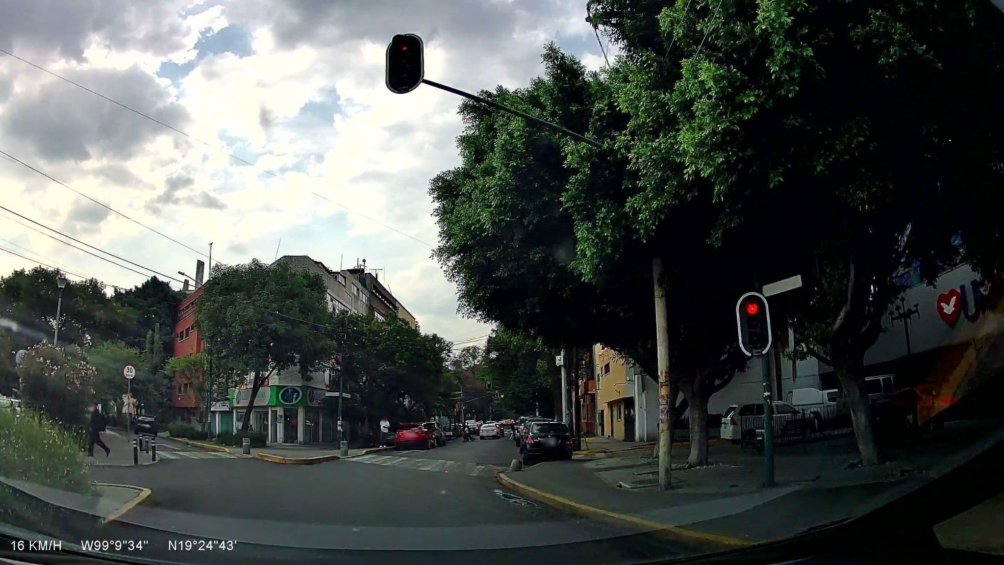 Street view near Jalapa 234 Colonia Roma, Colonia del Valle — © vsalgado (CC BY-SA · Mapillary)
