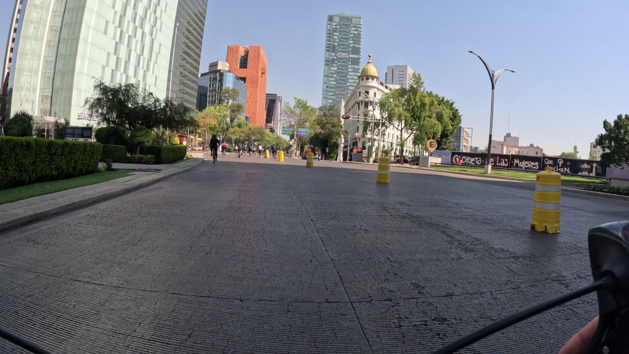 Street view near Plaza Suites, Cuauhtémoc — © toebee (CC BY-SA · Mapillary)
