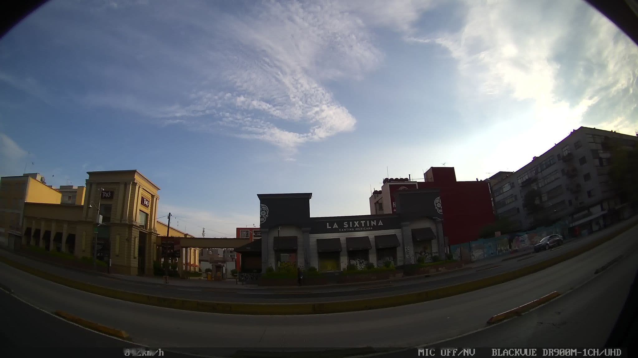 Street view near Hotel Savoy, Cuauhtémoc — © kaart_2 (CC BY-SA · Mapillary)