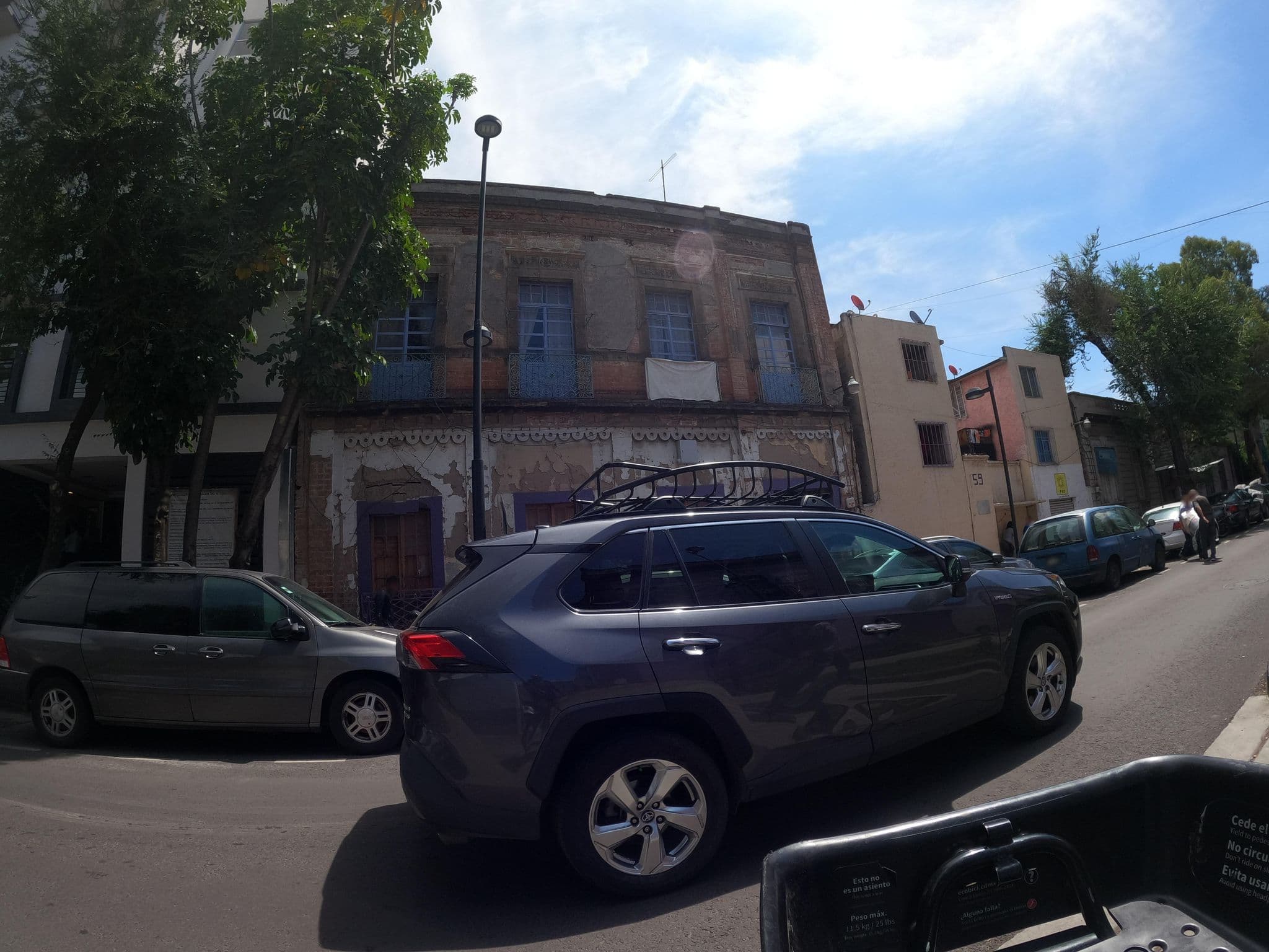 Street view near Hotel Trebol, Cuauhtémoc — © mapero_errante (CC BY-SA · Mapillary)