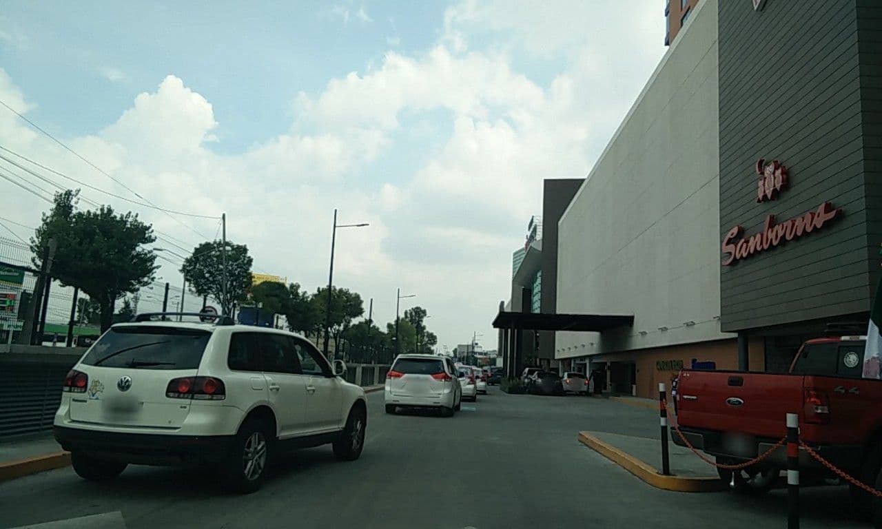 Street view near fairfield, Colonia Lindavista — © ccossio (CC BY-SA · Mapillary)