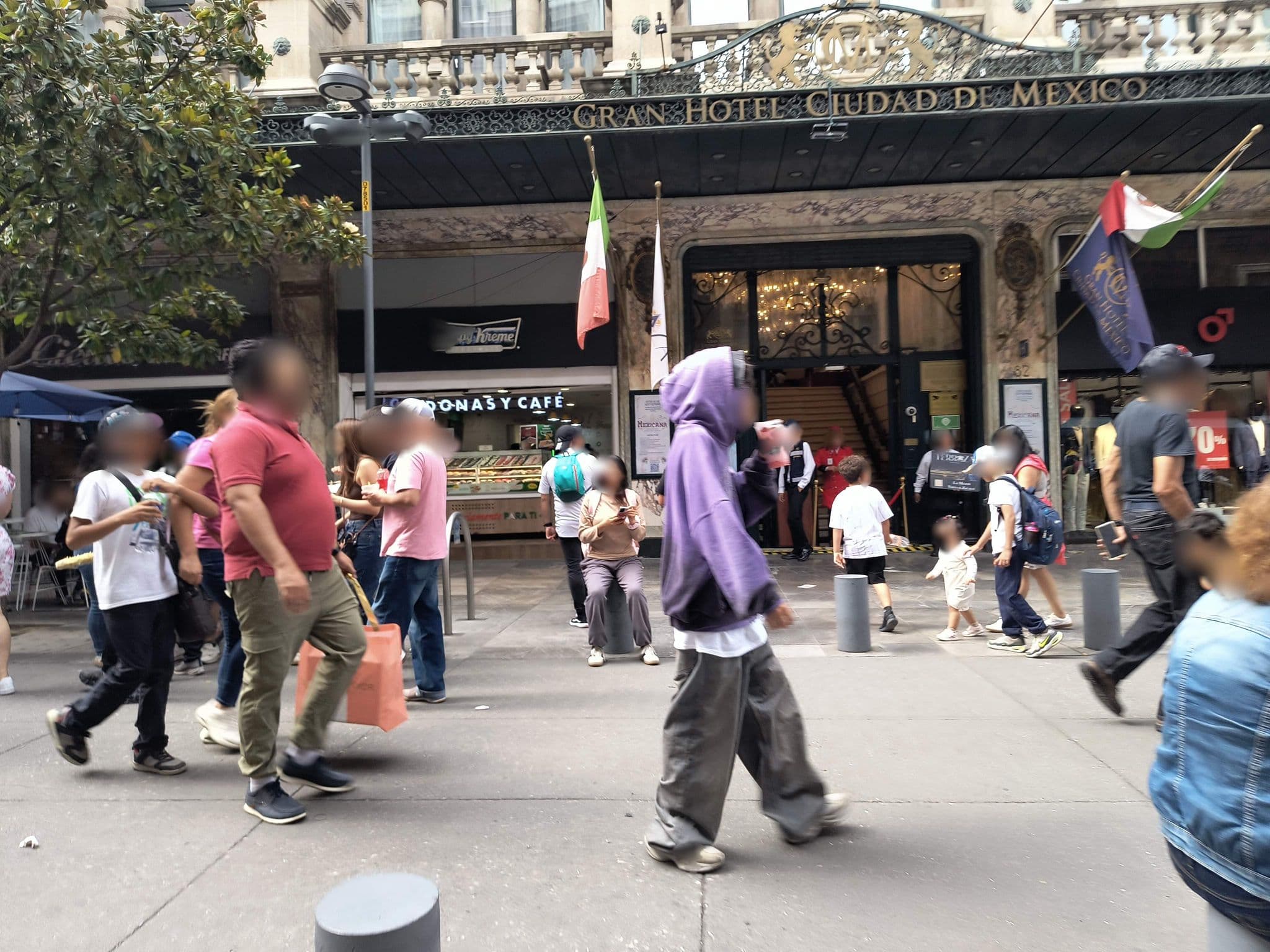 Street view near Sala El Vitral, Mexico City — © mapeadora (CC BY-SA · Mapillary)