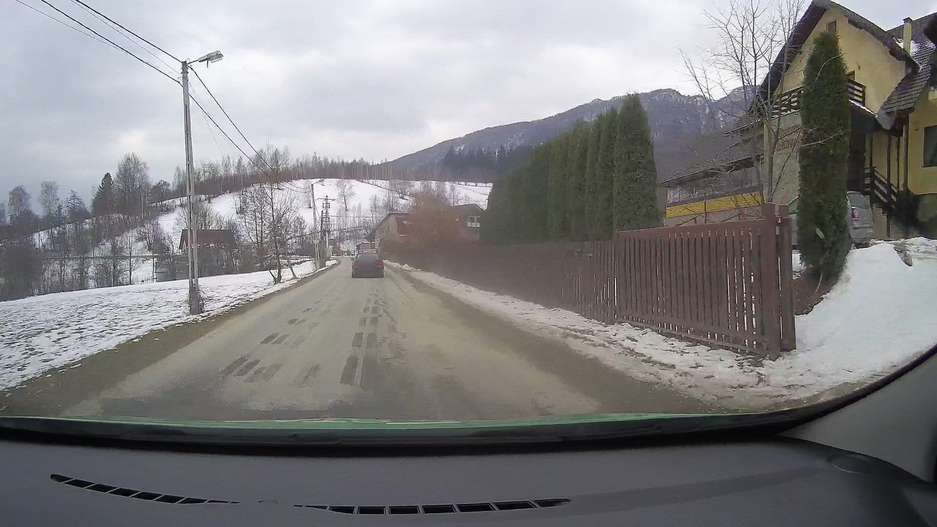 Street view near Pensiune Restaurant Tohănița, Bran — © tavi (CC BY-SA · Mapillary)