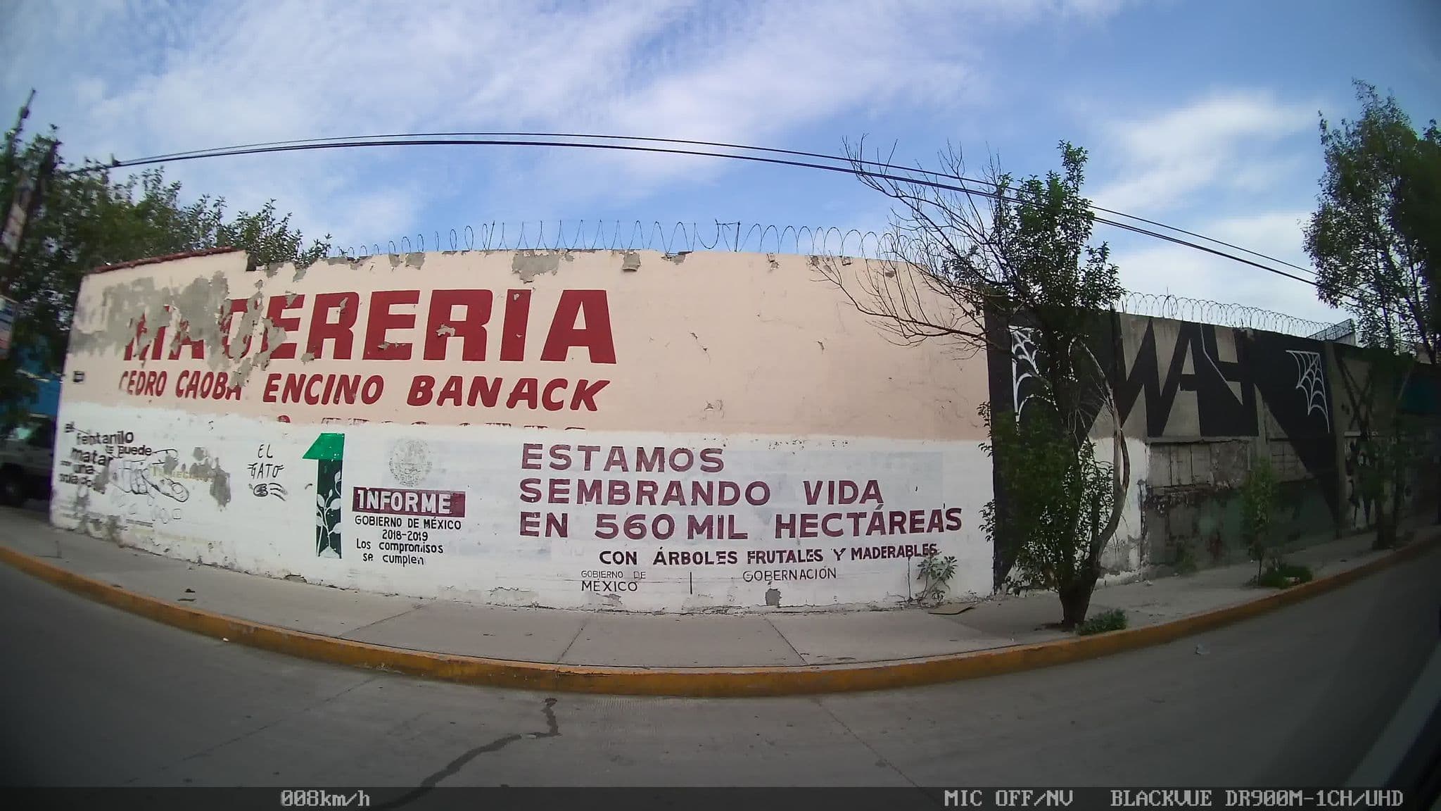 Street view near Hotel, Cuauhtémoc — © kaart_1 (CC BY-SA · Mapillary)