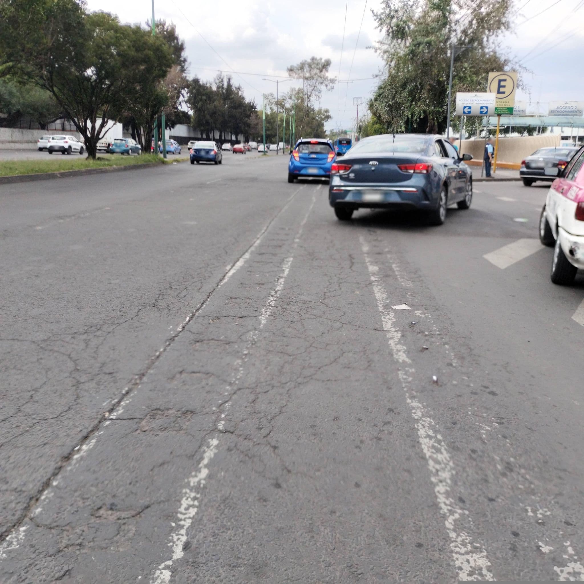 Street view near Hotel del bajio salamanca, Colonia Lindavista — © brujulanorte (CC BY-SA · Mapillary)