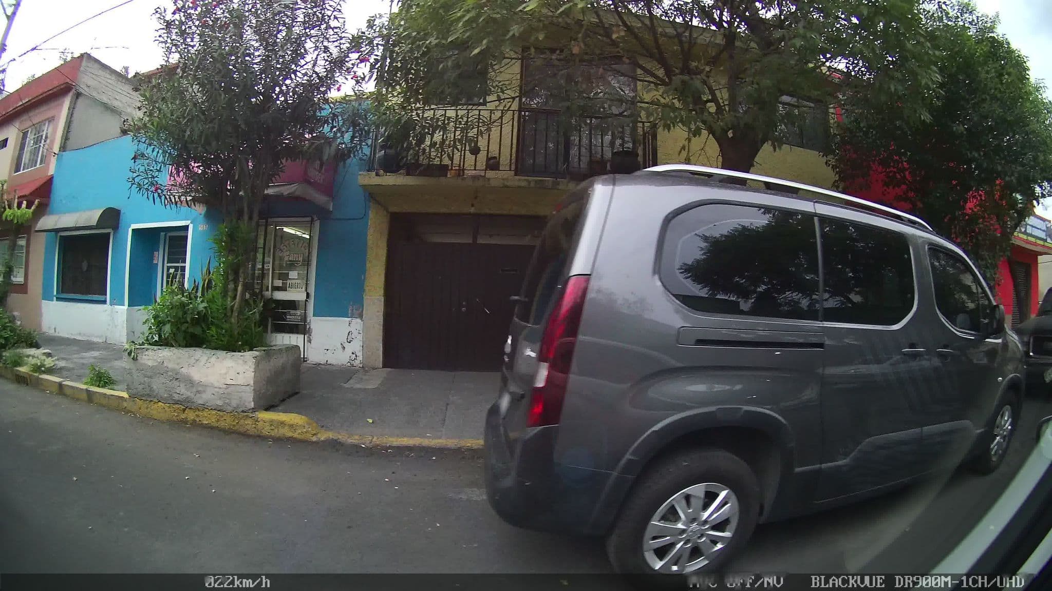 Street view near Tivi's Hostal, Venustiano Carranza — © kaart_4 (CC BY-SA · Mapillary)