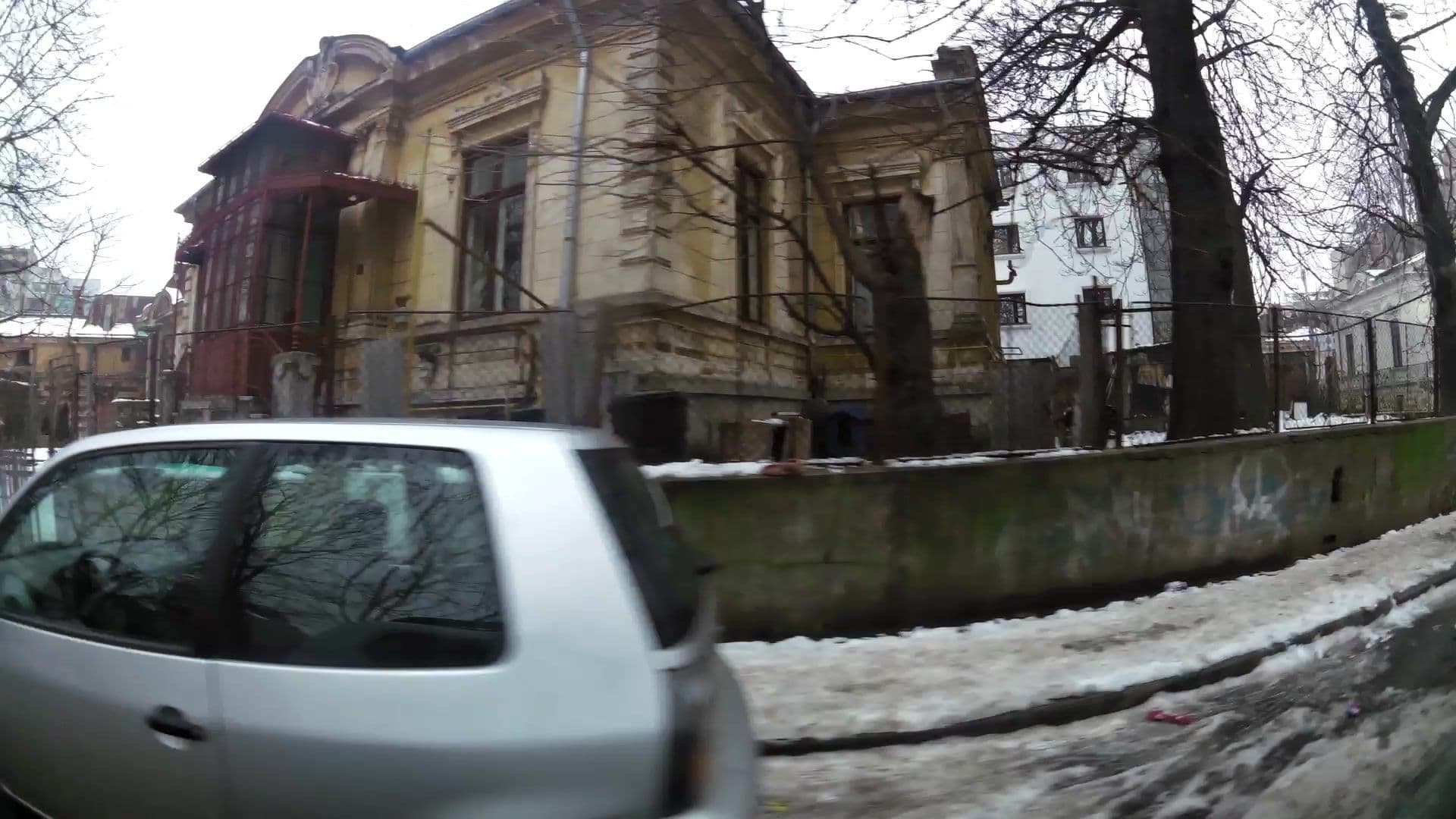 Street view near Hotel Atrium, Bucharest — © kaartcam (CC BY-SA · Mapillary)