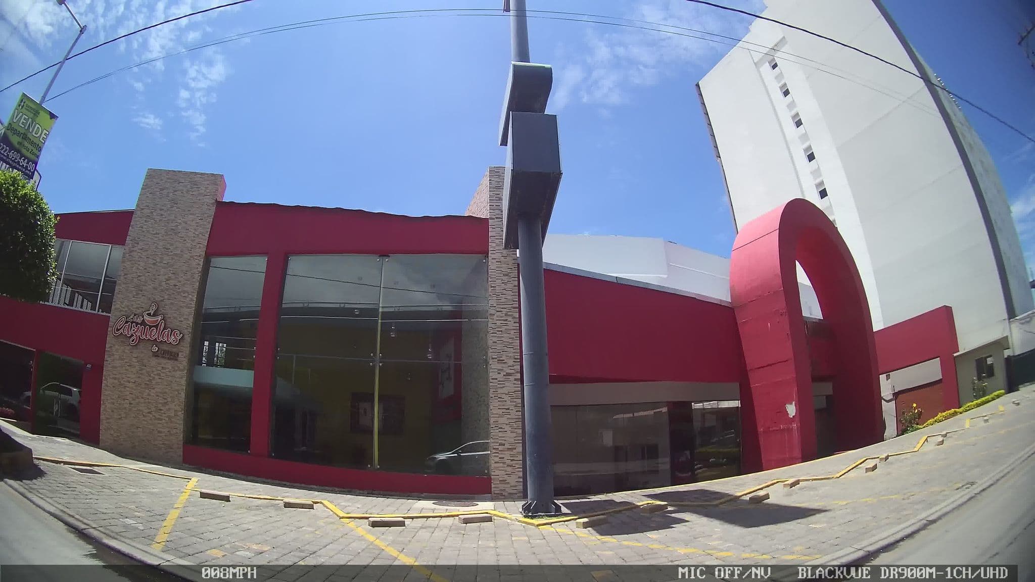 Street view near Courtyard by Marriott Puebla Las Animas, Puebla — © kaart_2 (CC BY-SA · Mapillary)