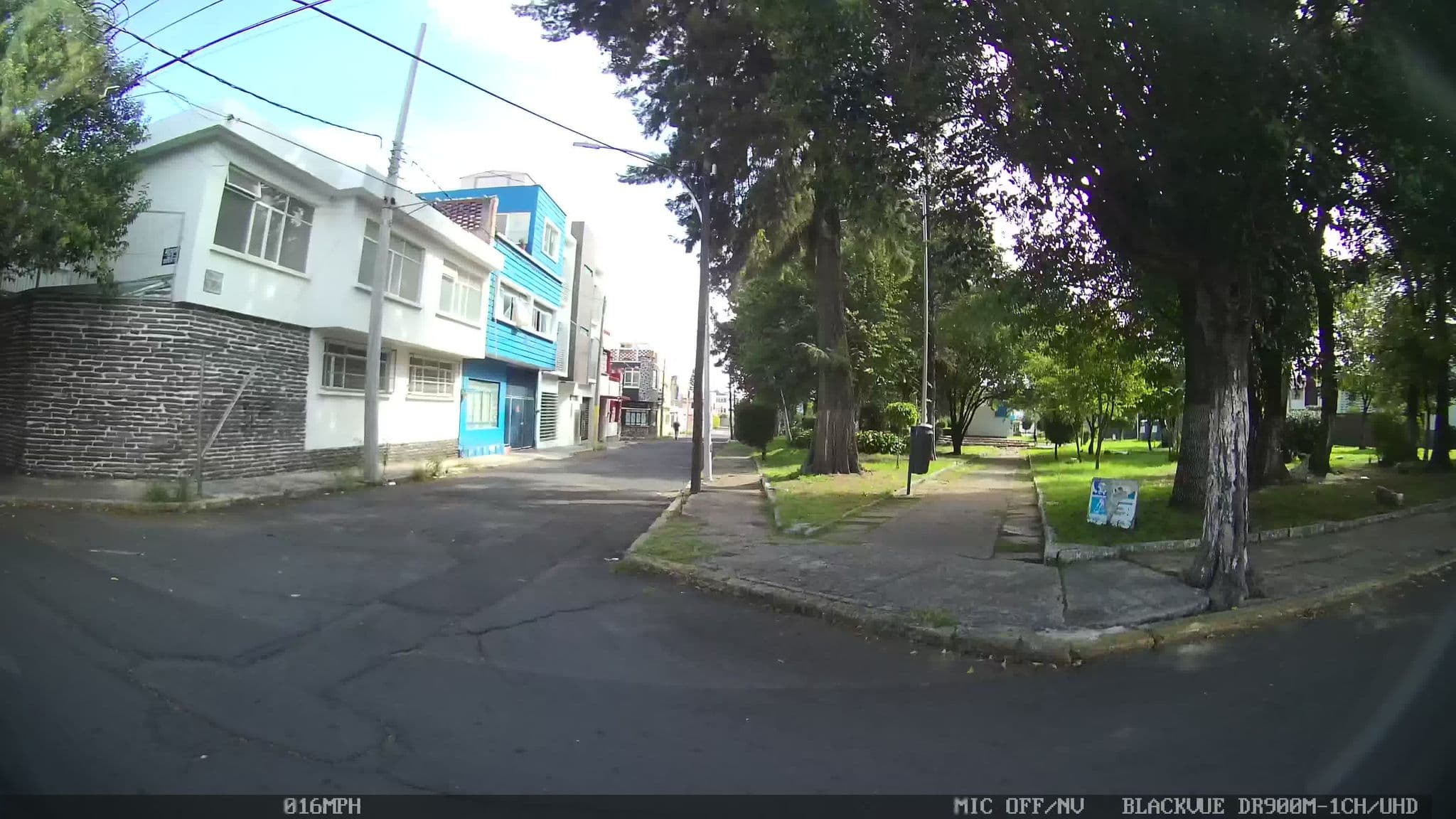 Street view near Hotel escuela, Puebla — © kaart_4 (CC BY-SA · Mapillary)