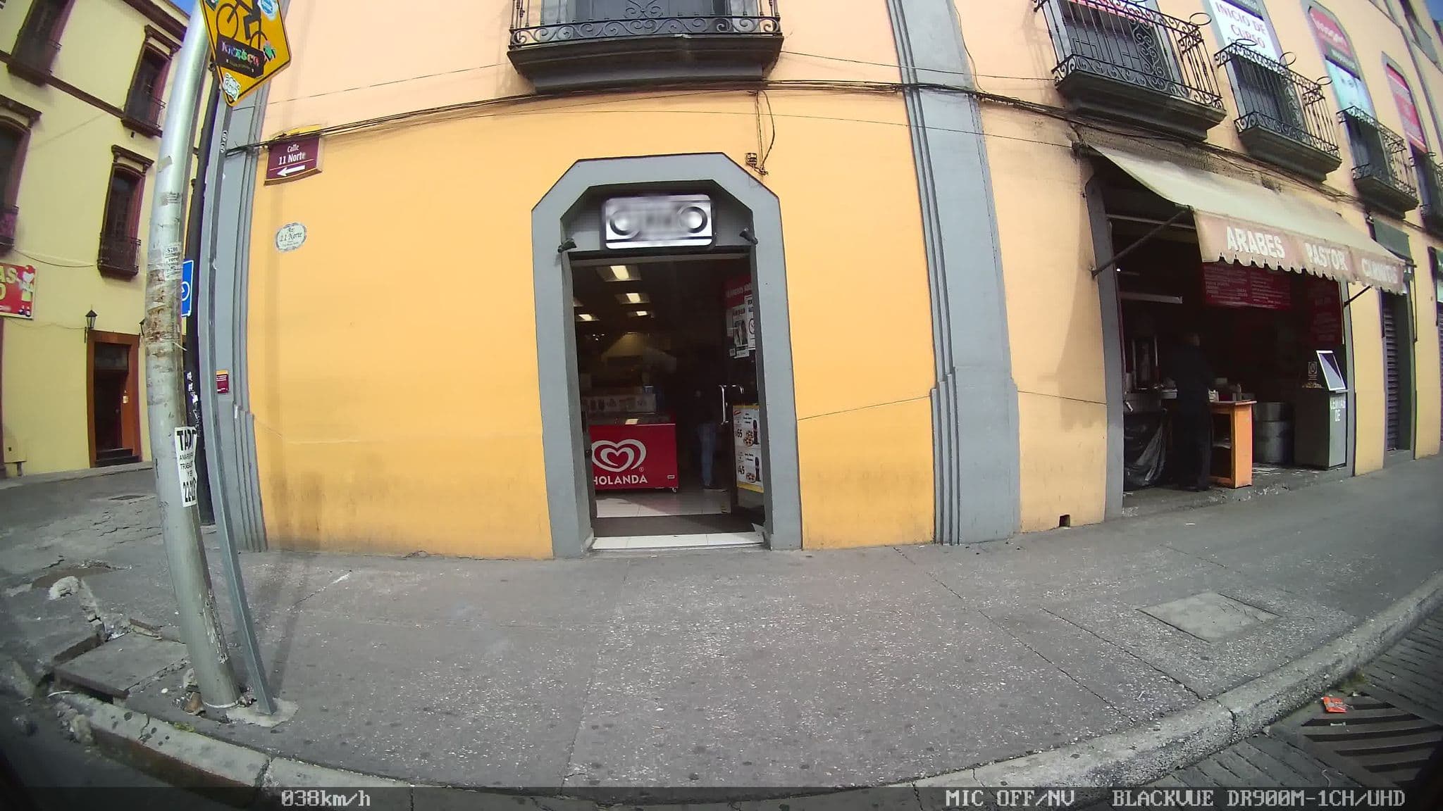Street view near Hotel Reforma 2000, Puebla — © kaart_4 (CC BY-SA · Mapillary)