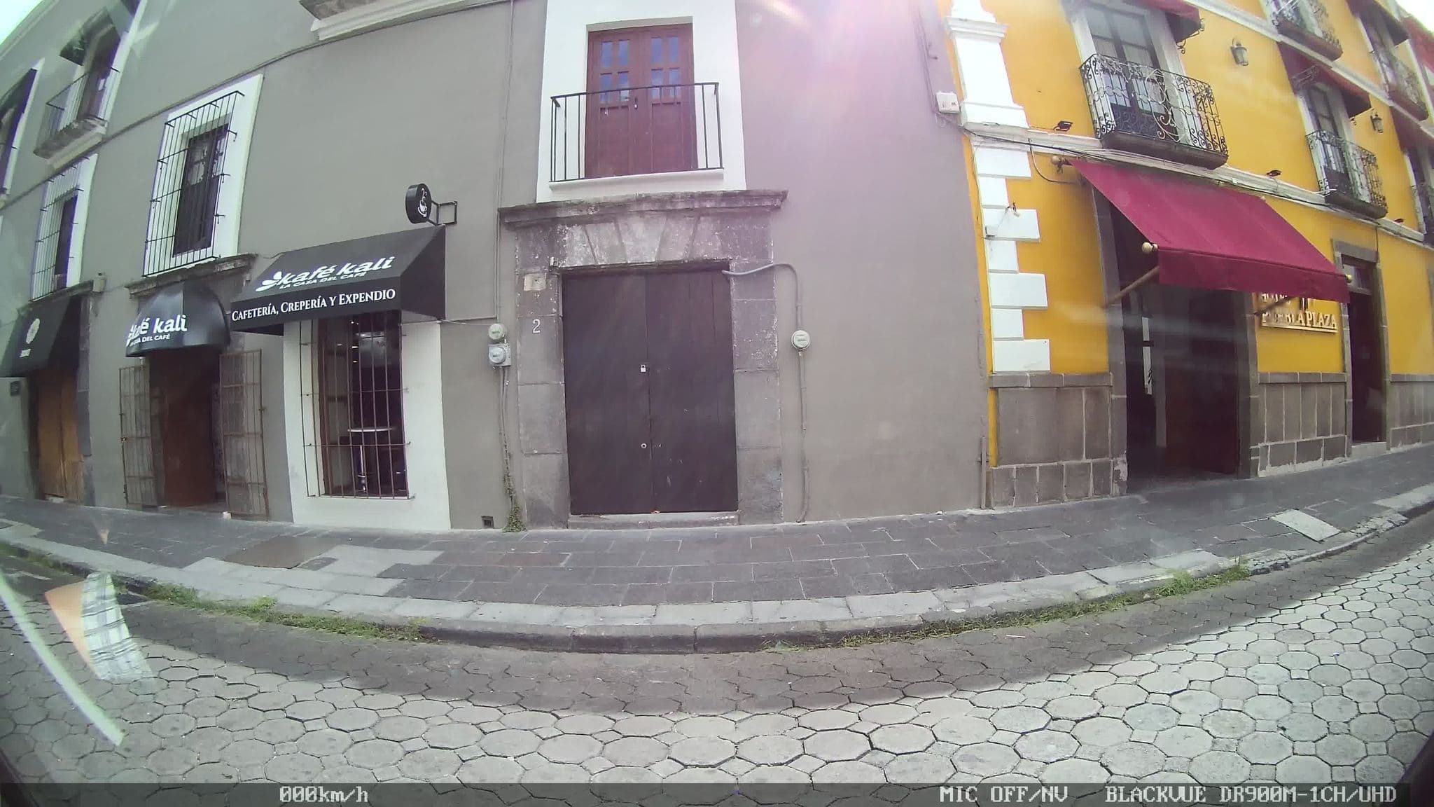 Street view near Hotel Puebla Plaza, Puebla — © kaart_4 (CC BY-SA · Mapillary)