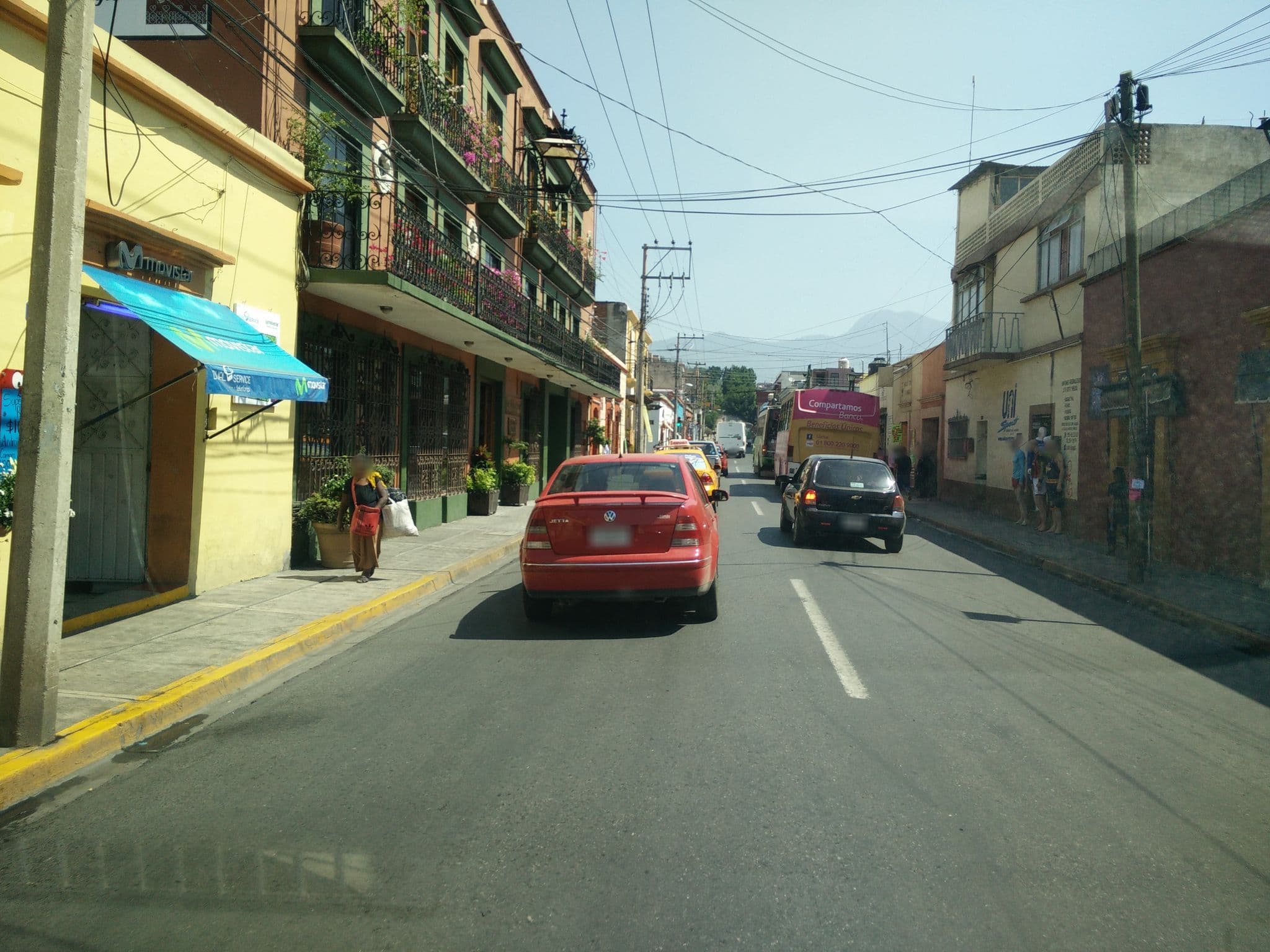 Street view near Valle de Oaxaca, Oaxaca — © ccossio (CC BY-SA · Mapillary)