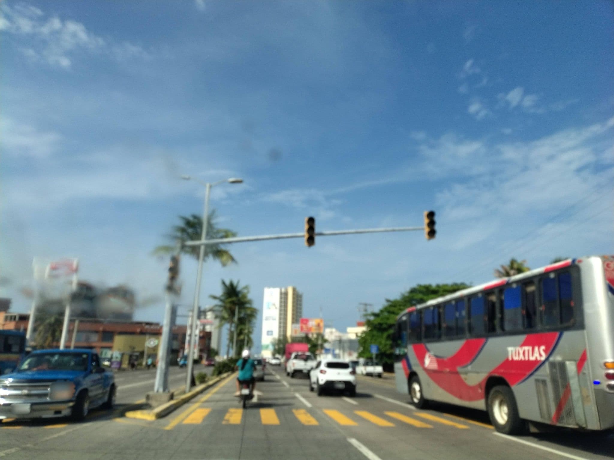 Street view near Hotel Suites Mediterraneo, Boca del Rio — © cu_CARTOGRAFIA (CC BY-SA · Mapillary)