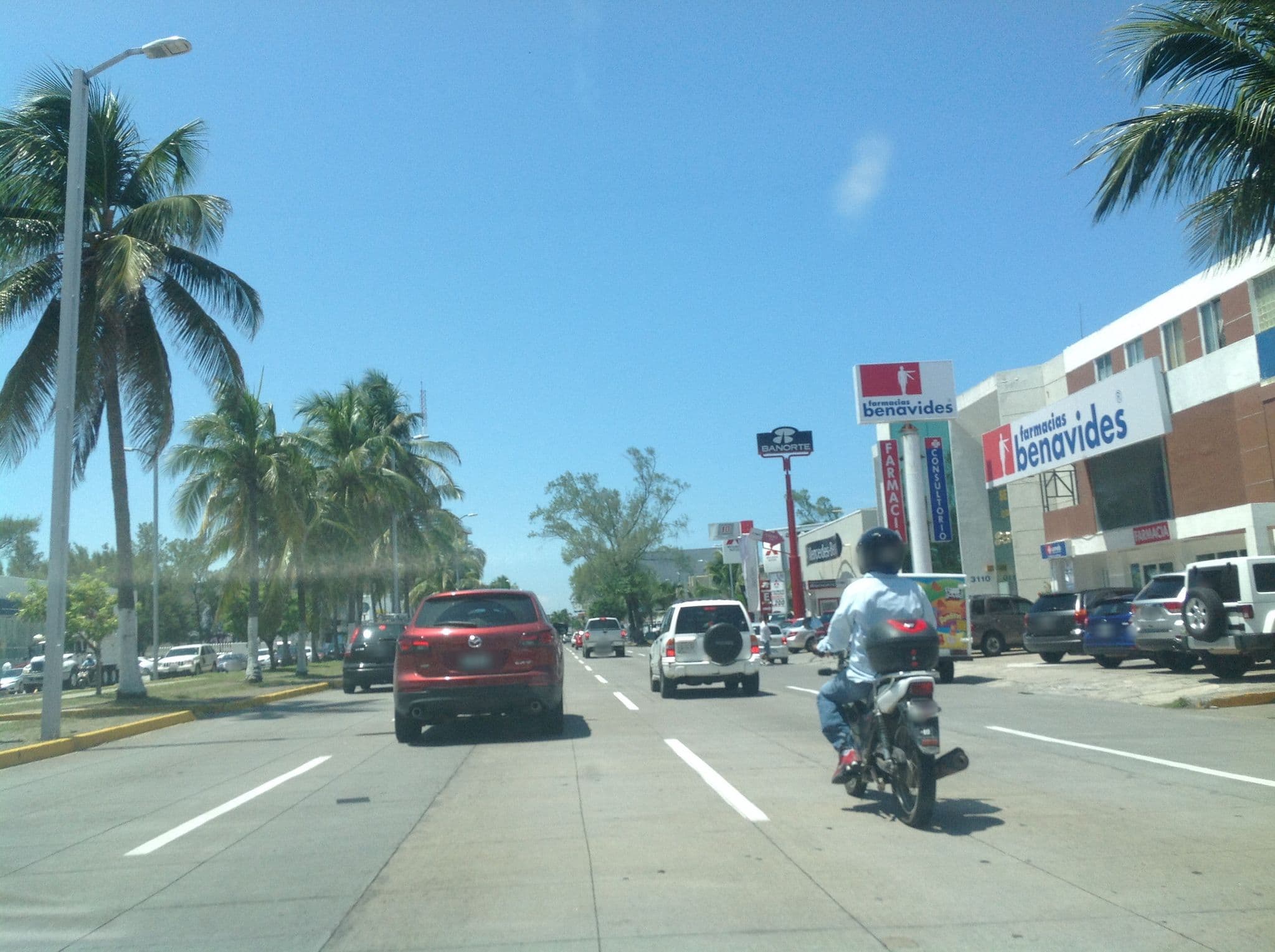 Street view near hotel jaragua, Veracruz — © omarsansi (CC BY-SA · Mapillary)