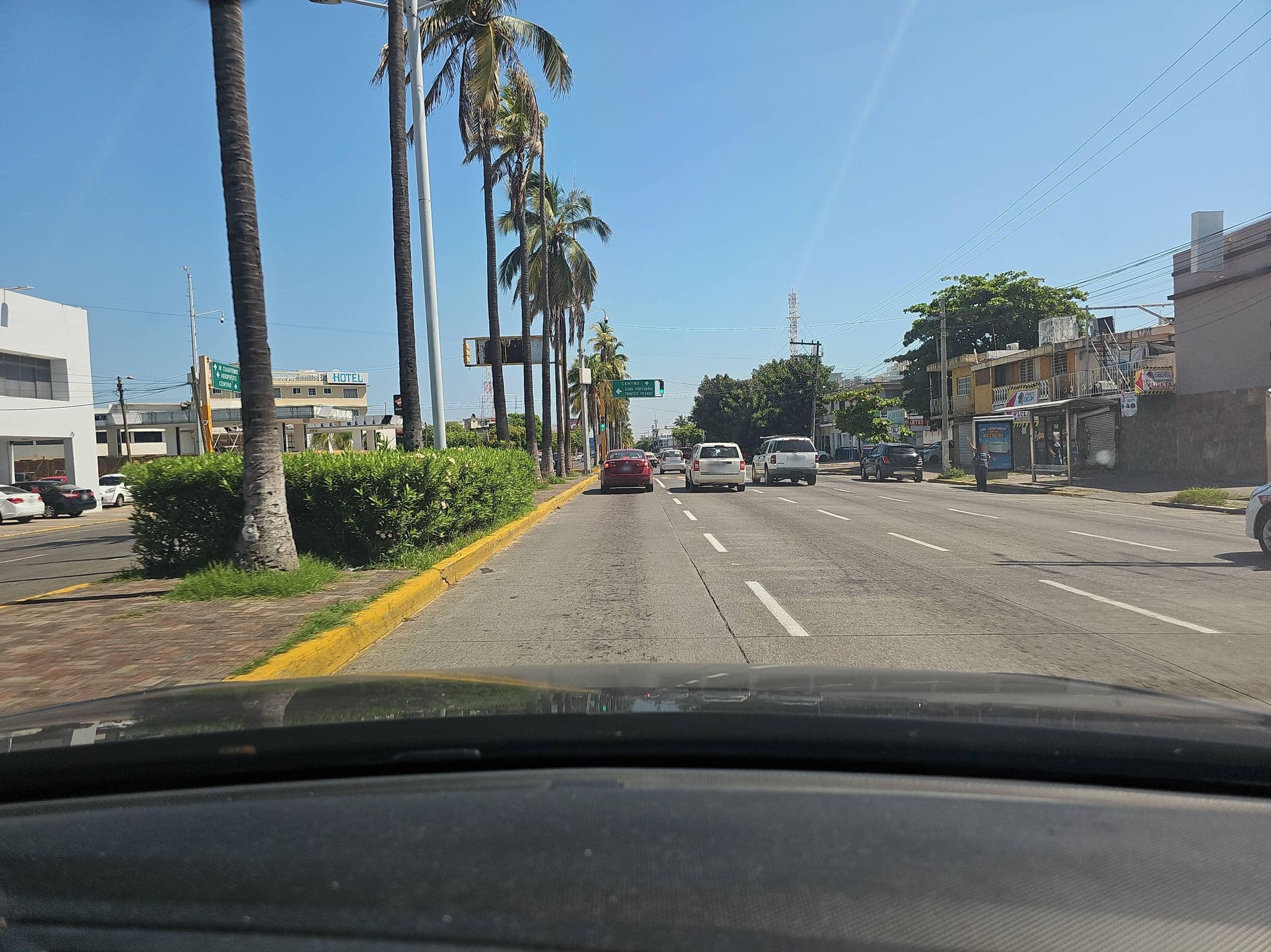 Street view near Motel Málaga, Veracruz — © ezaratemx (CC BY-SA · Mapillary)