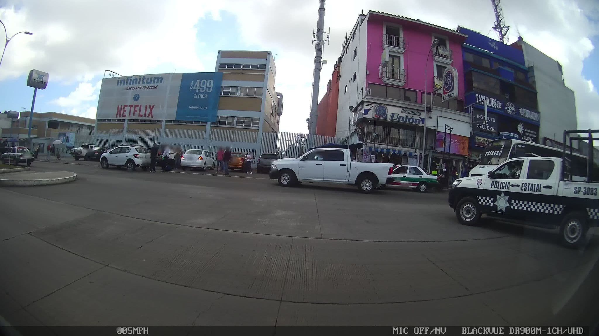 Street view near Hotel Plaza Krystal, Xalapa de Enríquez — © kaart_2 (CC BY-SA · Mapillary)