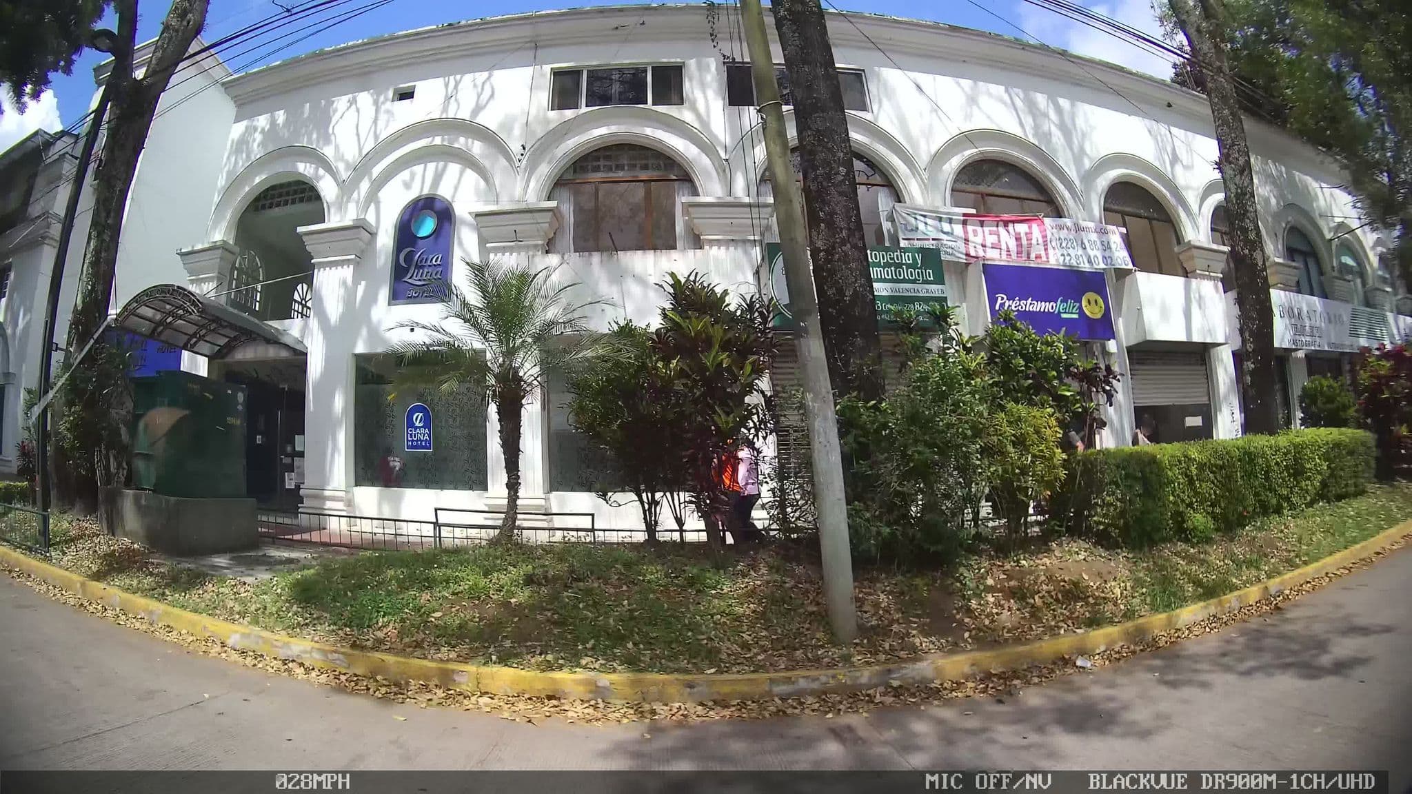 Street view near Azul Cafe, Xalapa de Enríquez — © kaart_2 (CC BY-SA · Mapillary)