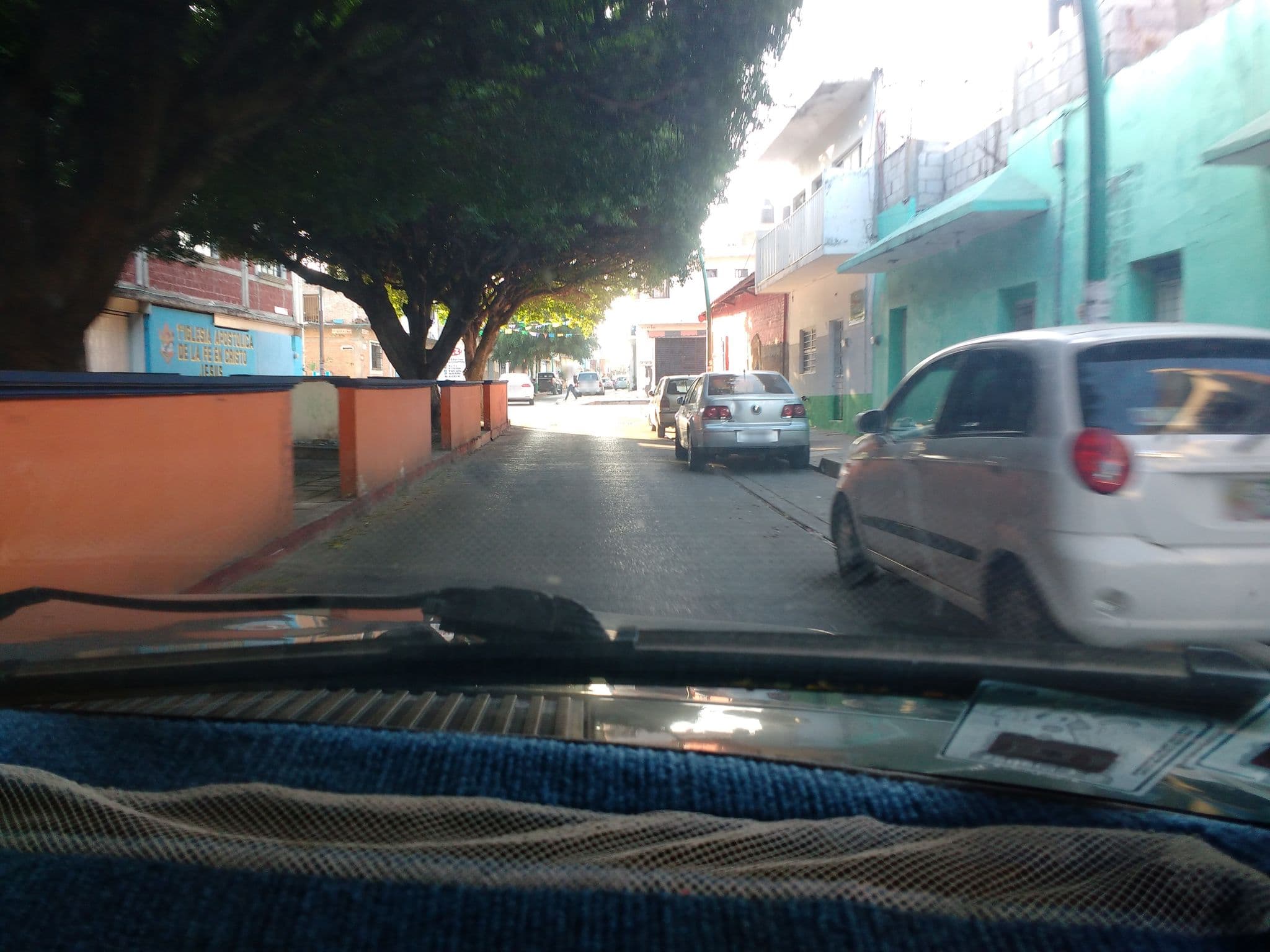 Street view near Axkan Arte Hotel Tuxtla,, Tuxtla — © zorro (CC BY-SA · Mapillary)