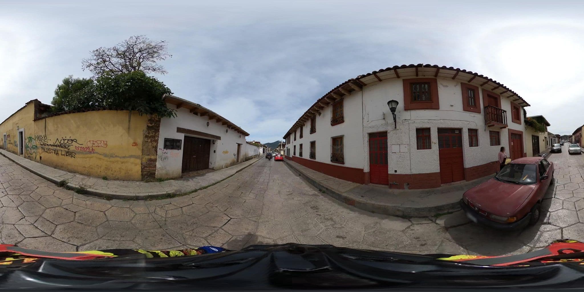 Street view near hotel d' lima, San Cristóbal de las Casas — © nicovargas (CC BY-SA · Mapillary)